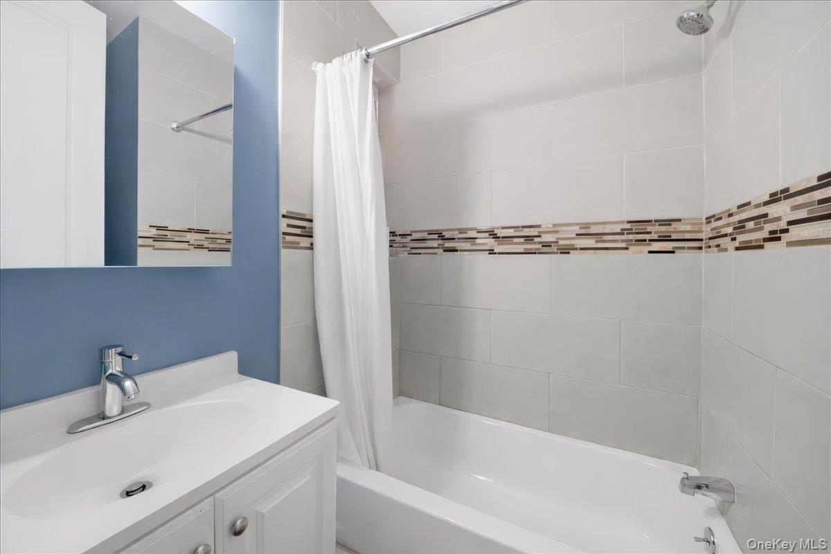 #17 photo, 92 Elliott Avenue, Yonkers , NY 10705