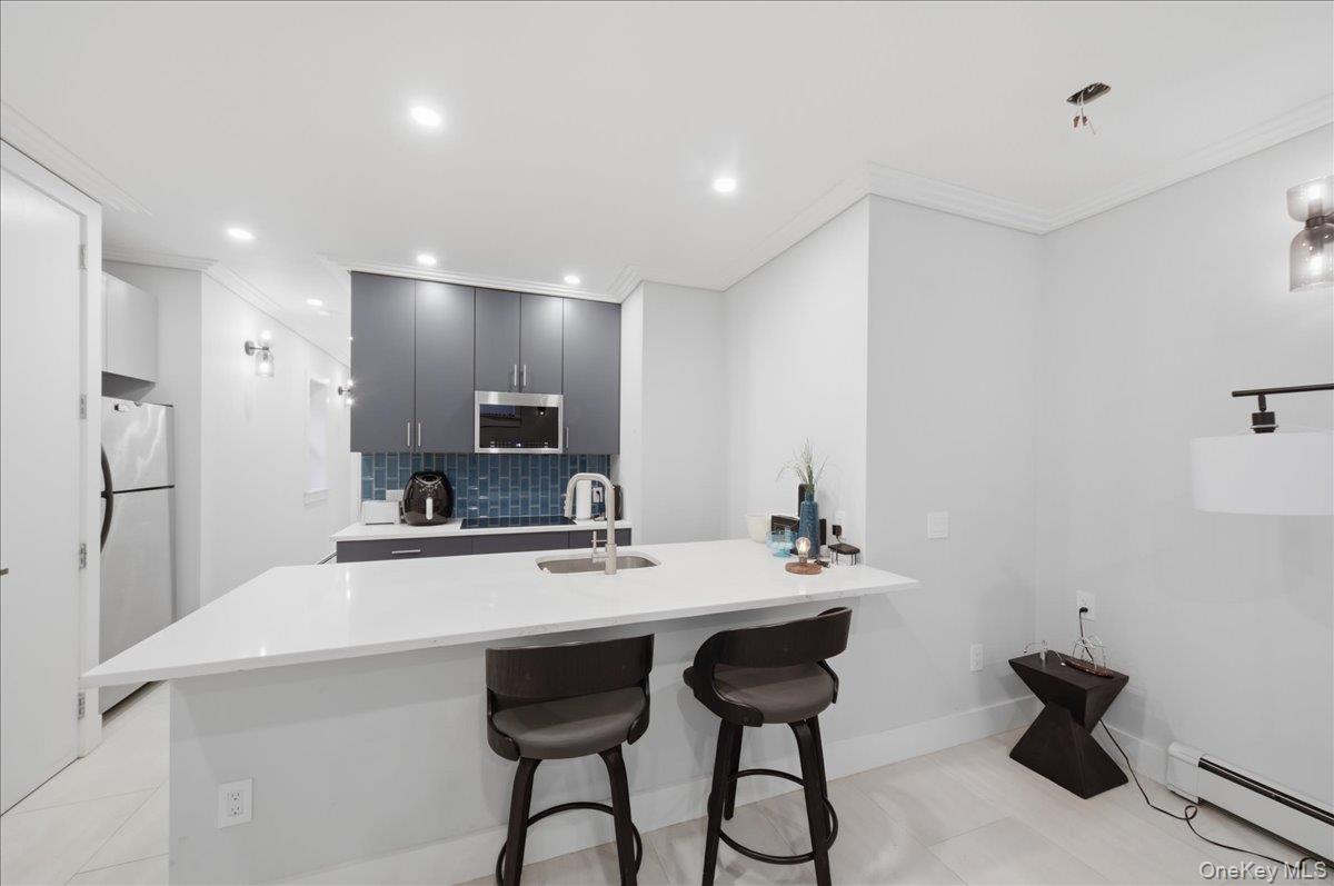 #3 photo, 92 Elliott Avenue, Yonkers , NY 10705