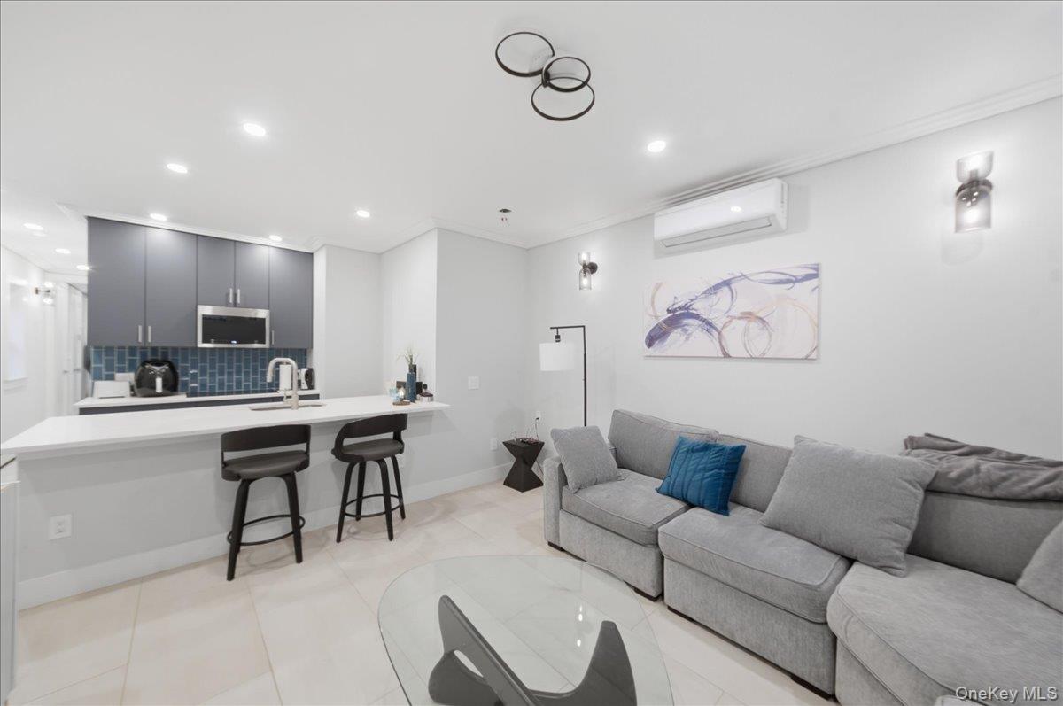 #5 photo, 92 Elliott Avenue, Yonkers , NY 10705