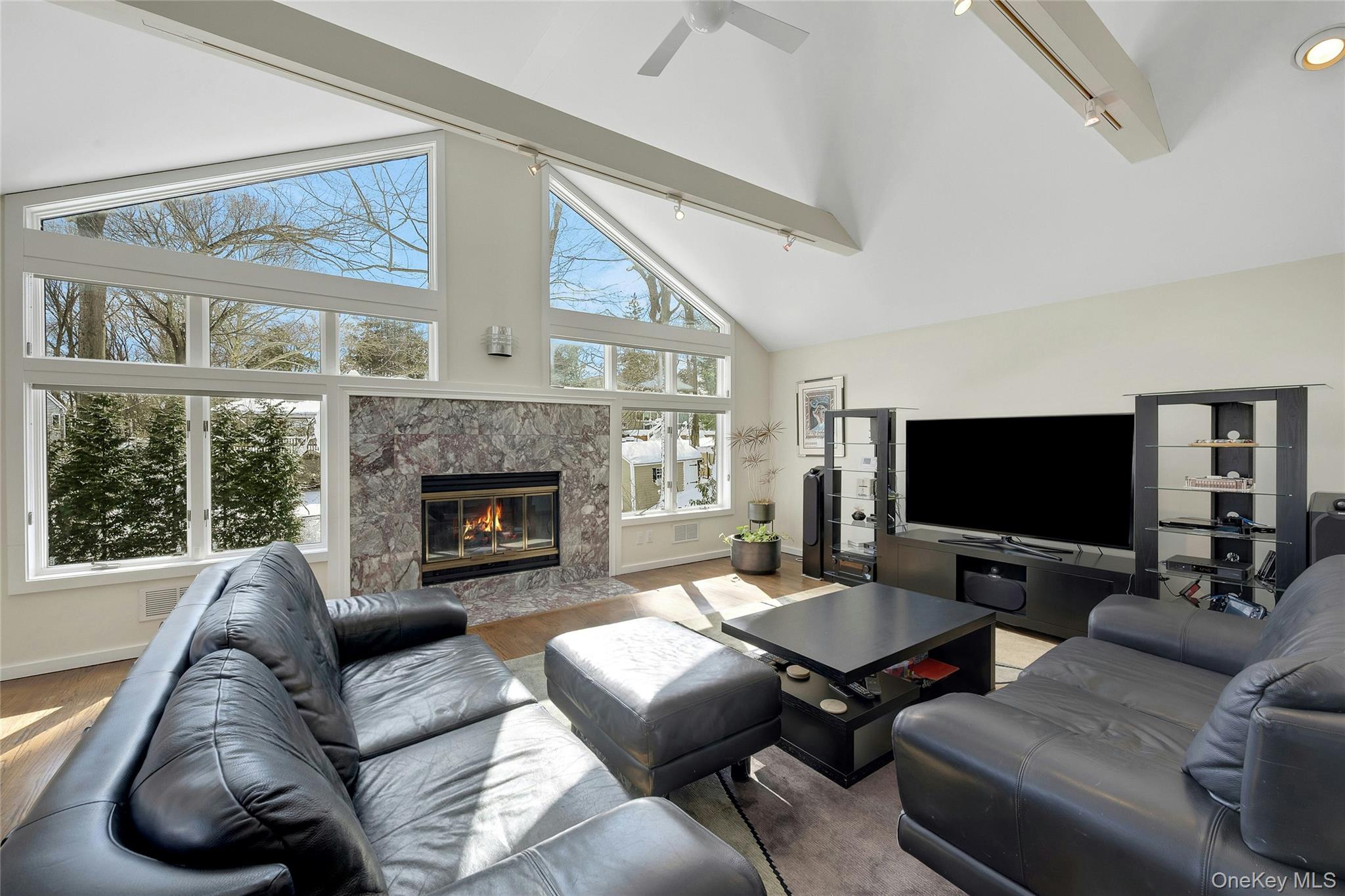 #12 photo, 32 Penny Lane, Scarsdale , NY 10583