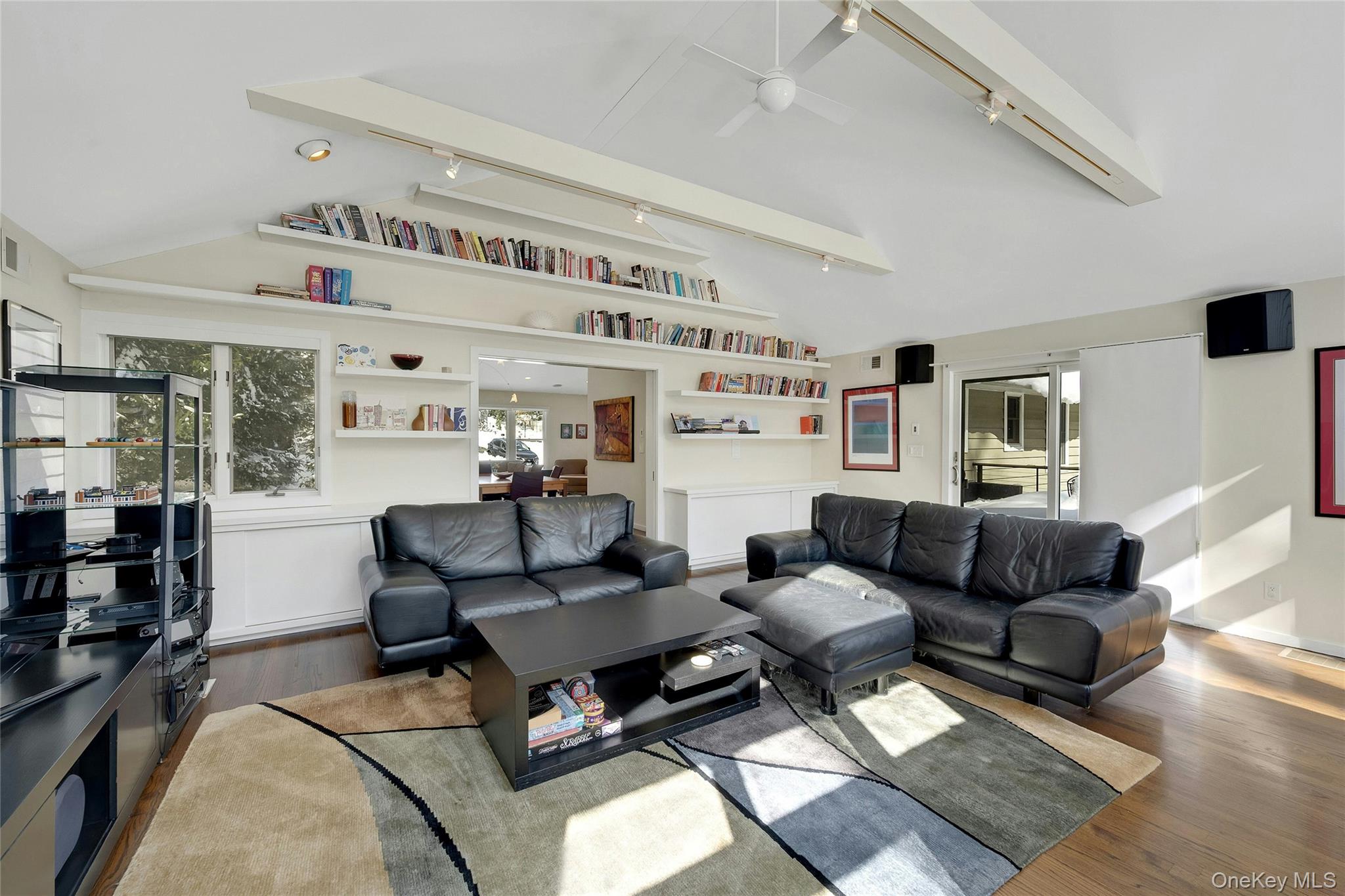 #13 photo, 32 Penny Lane, Scarsdale , NY 10583