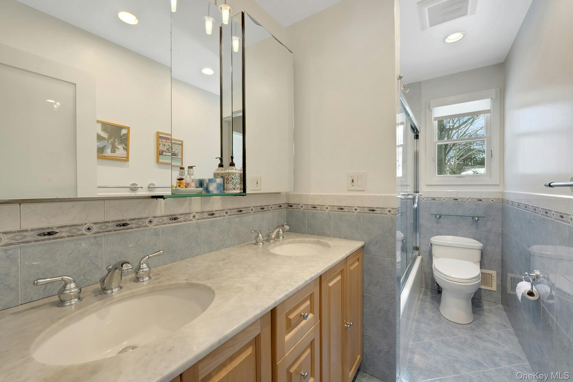 #19 photo, 32 Penny Lane, Scarsdale , NY 10583