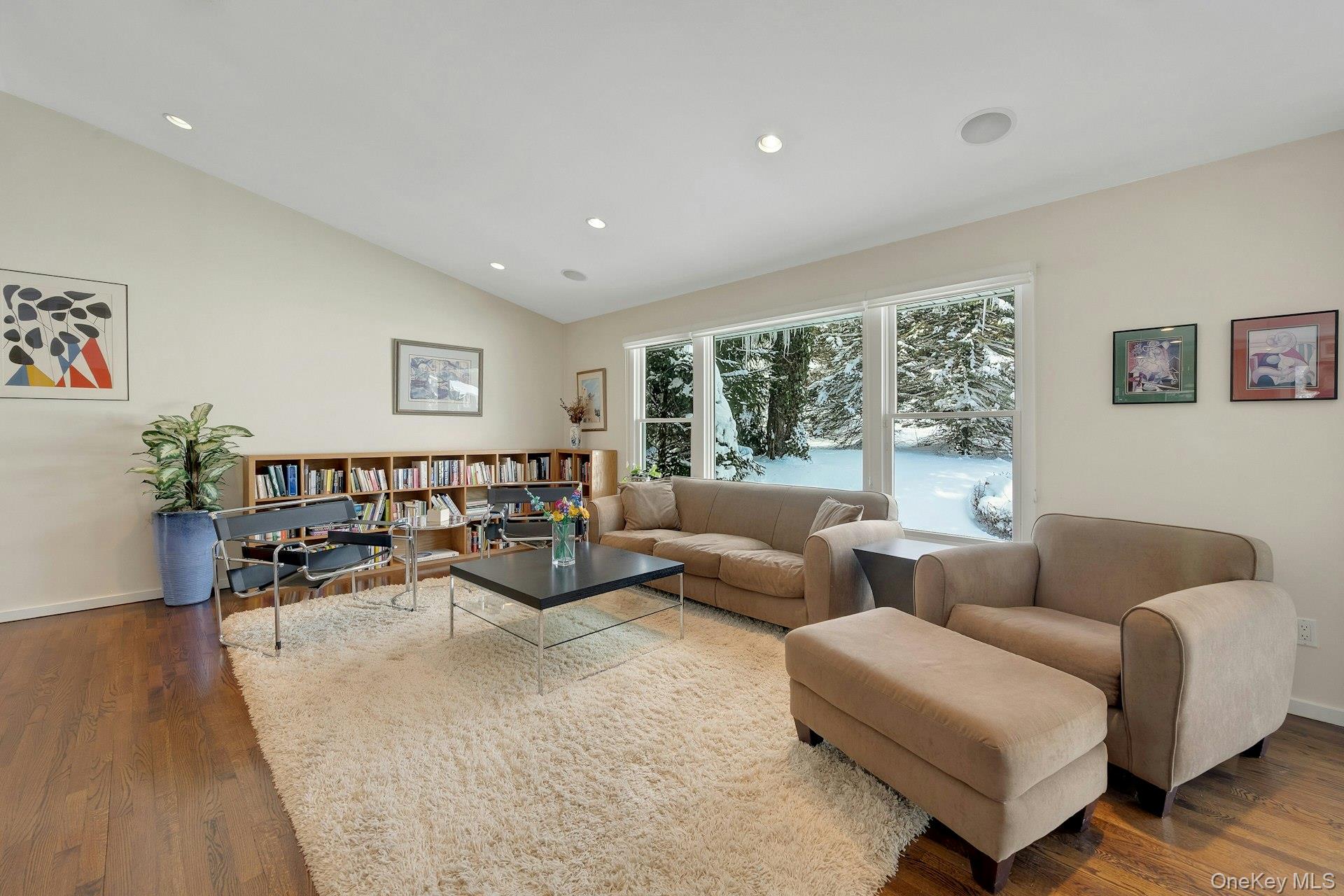 #4 photo, 32 Penny Lane, Scarsdale , NY 10583