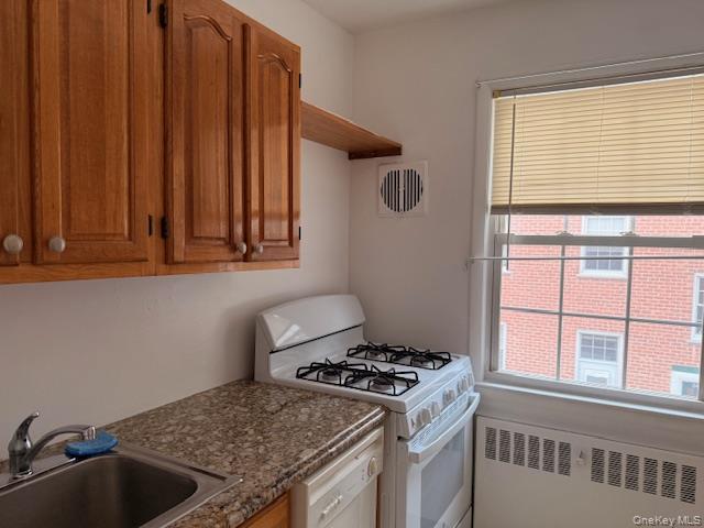 #10 photo, 180 Pinewood Road, Hartsdale , NY 10530