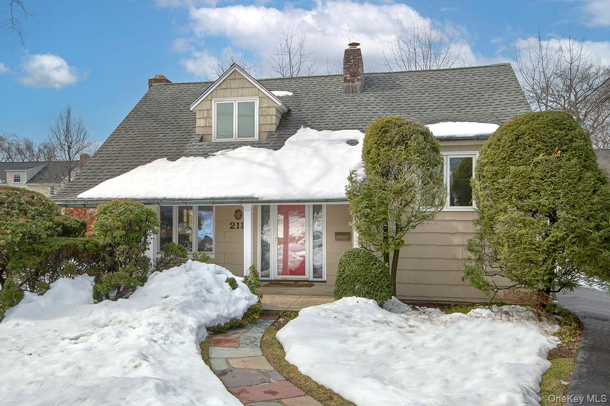 #2 photo, 211 Davis Avenue, White Plains , NY 10605