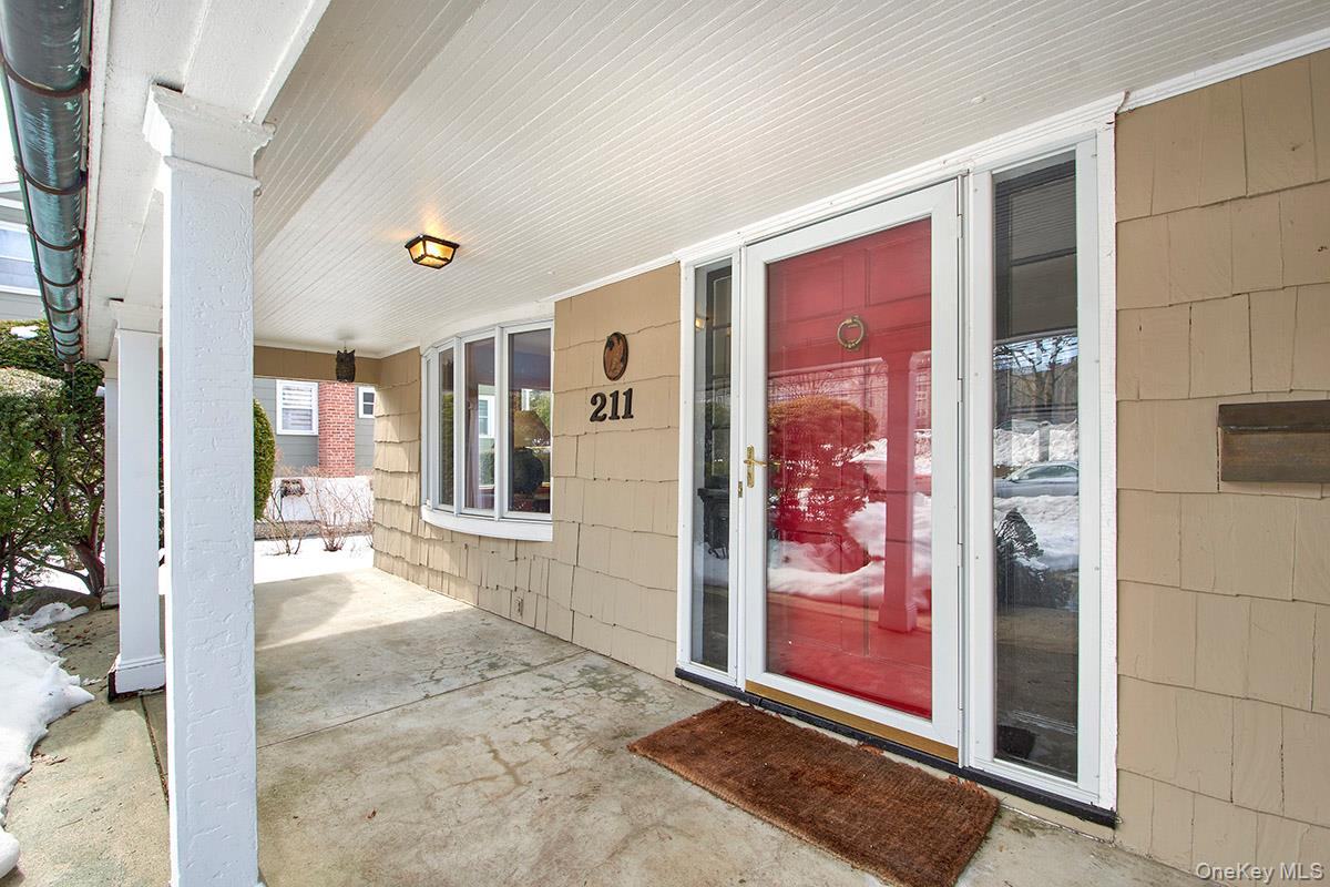 #3 photo, 211 Davis Avenue, White Plains , NY 10605