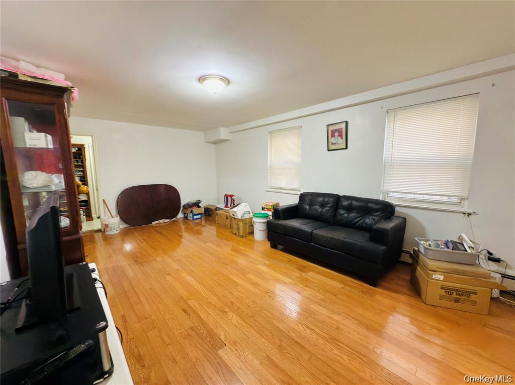 #4 photo, 2154 Haight Avenue, Bronx , NY 10461