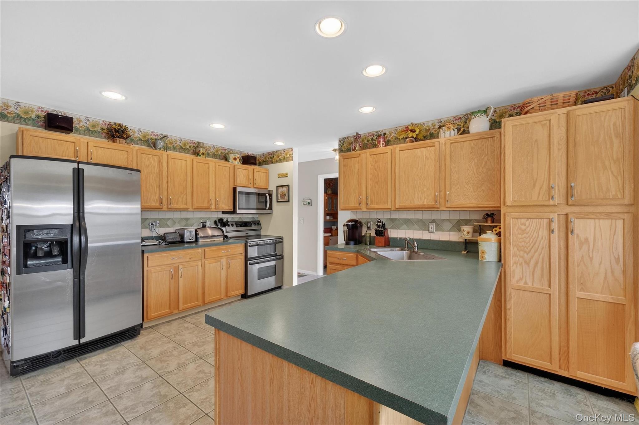 #13 photo, 3 Windsor Garden Drive, 纽约州 New Windsor , NY 12553