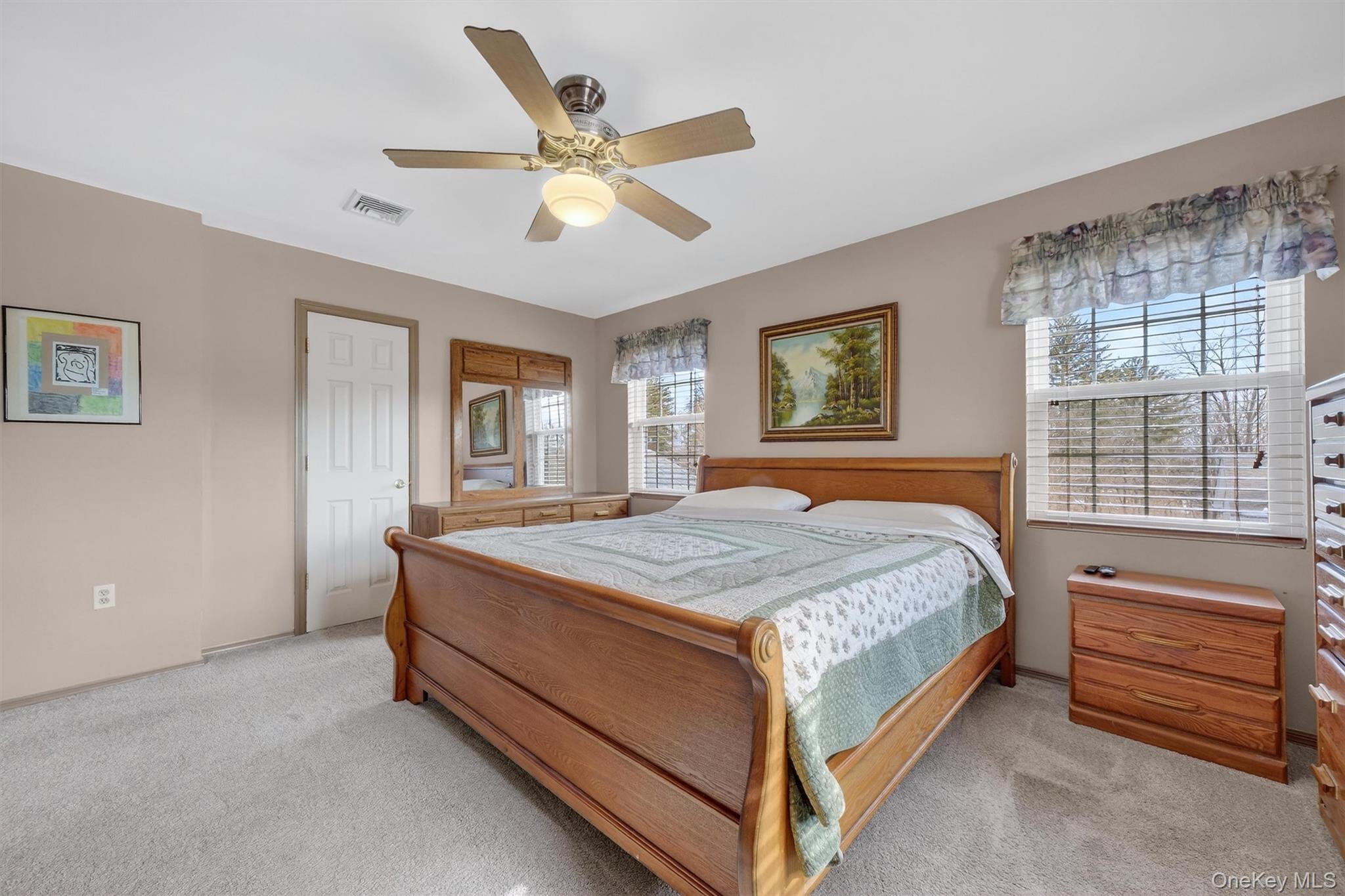 #18 photo, 3 Windsor Garden Drive, 纽约州 New Windsor , NY 12553