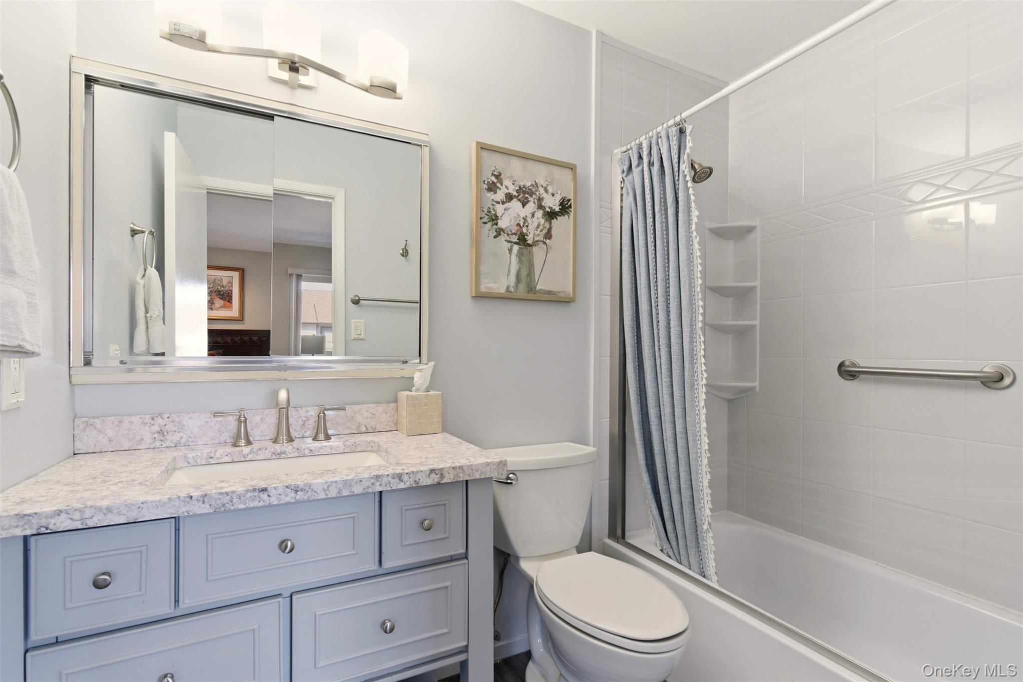 #8 photo, 11 Balsam Court, नासाउ काउंटी Wantagh , NY 11793