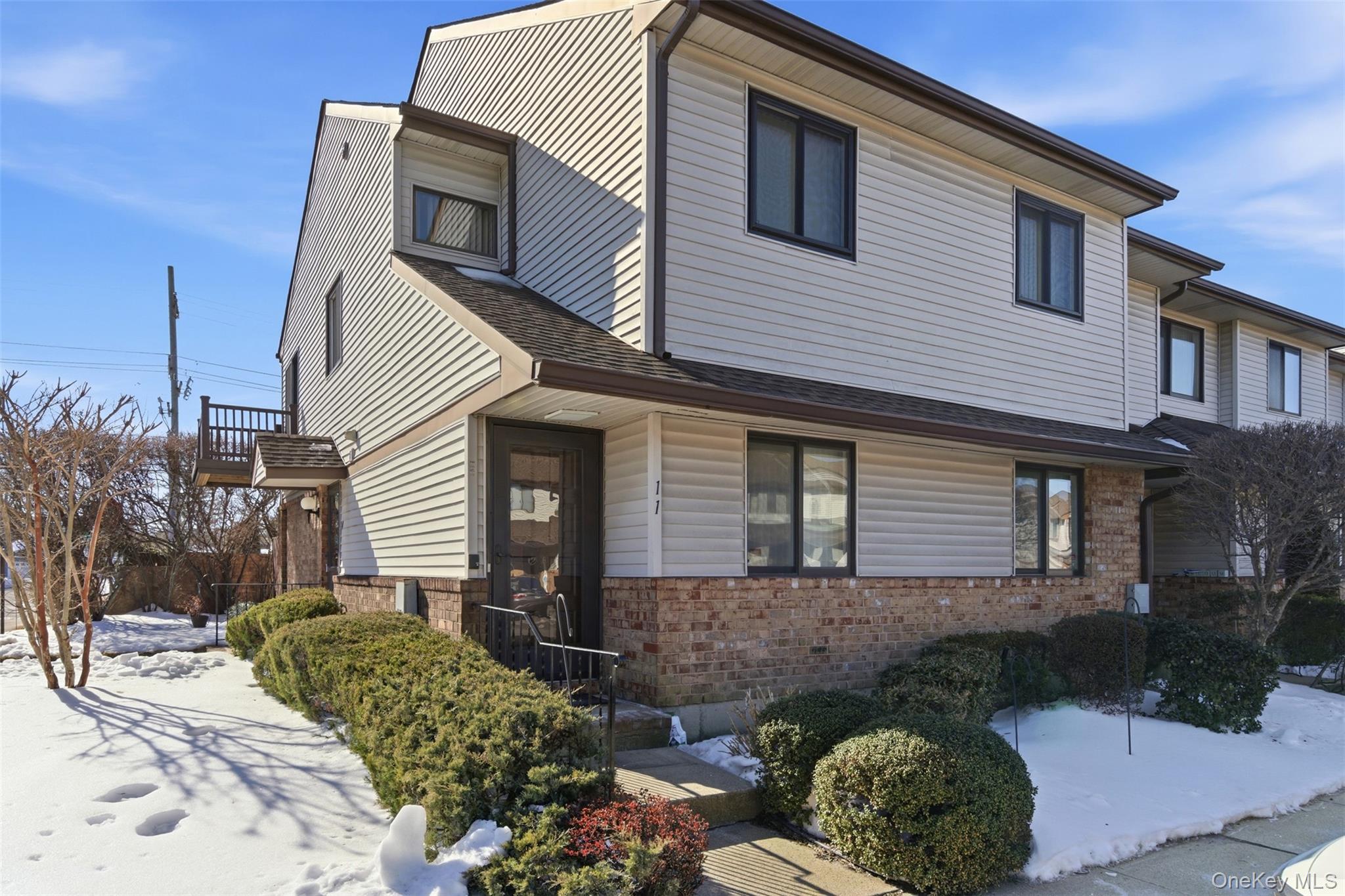 #9 photo, 11 Balsam Court, नासाउ काउंटी Wantagh , NY 11793