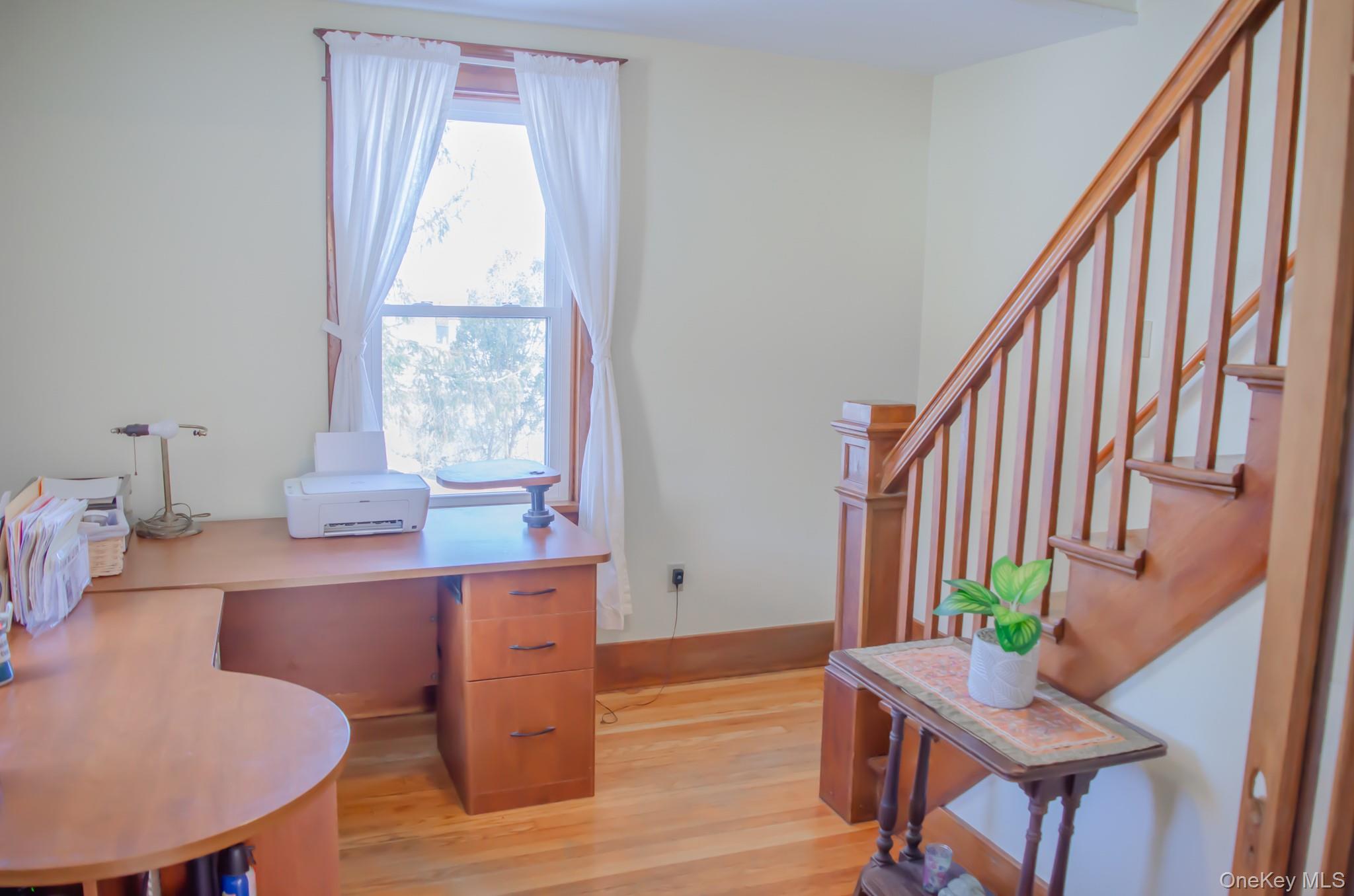 #17 photo, 8874 Us Route 9W, Athens , NY 12015