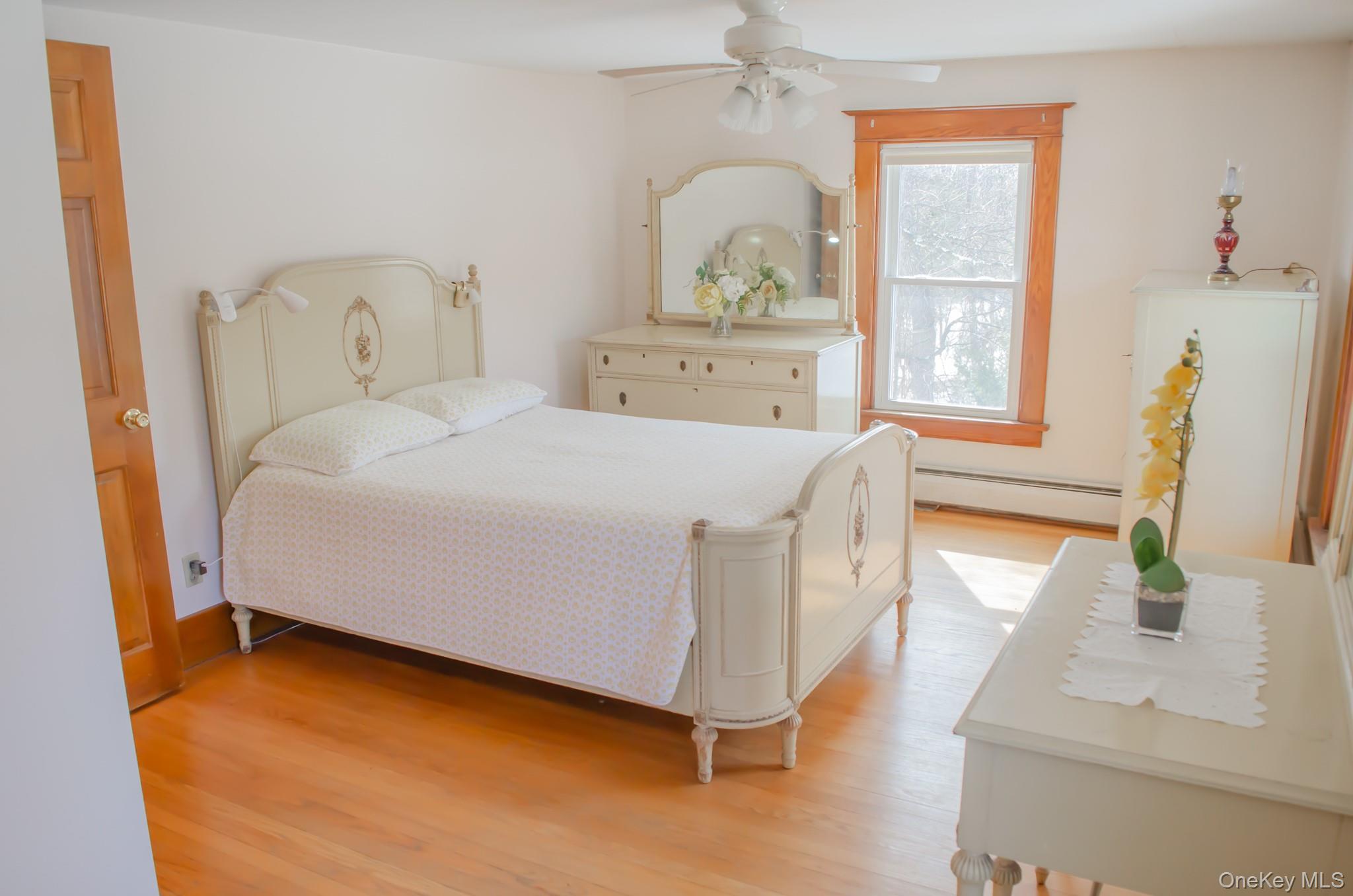 #20 photo, 8874 Us Route 9W, Athens , NY 12015