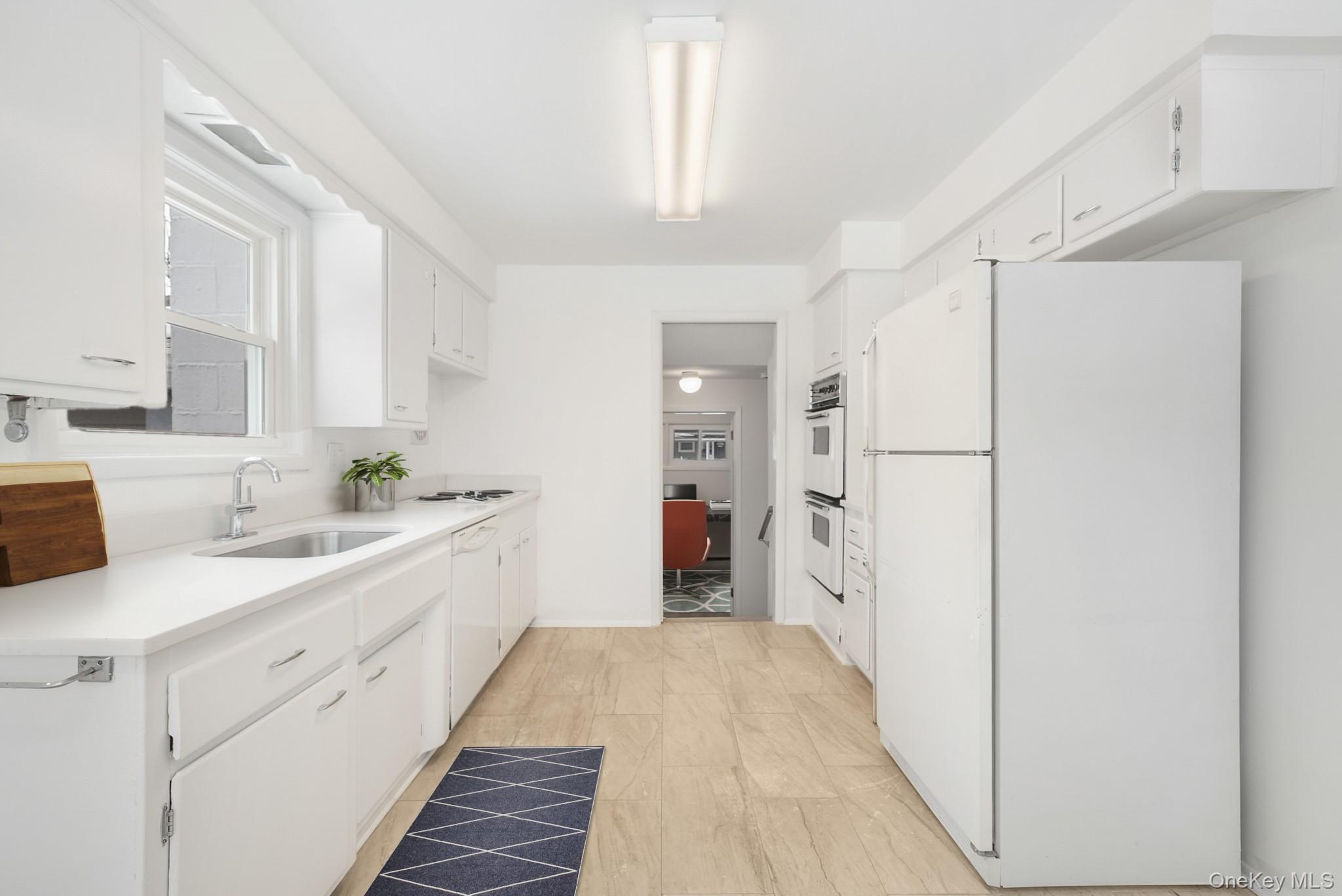 #13 photo, 9 Northern Road, Hartsdale , NY 10530