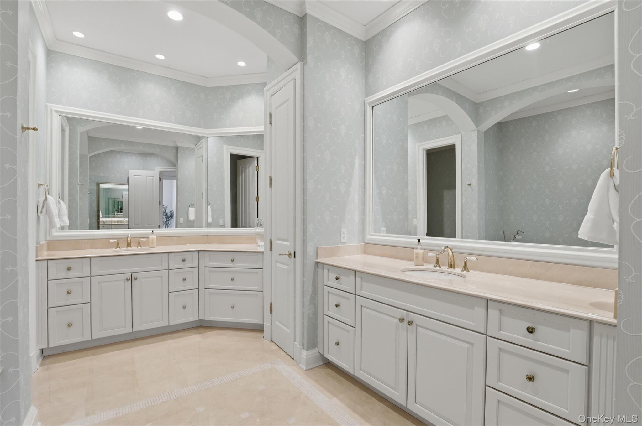 #18 photo, 10 Shadow Tree Lane, Briarcliff Manor , NY 10510