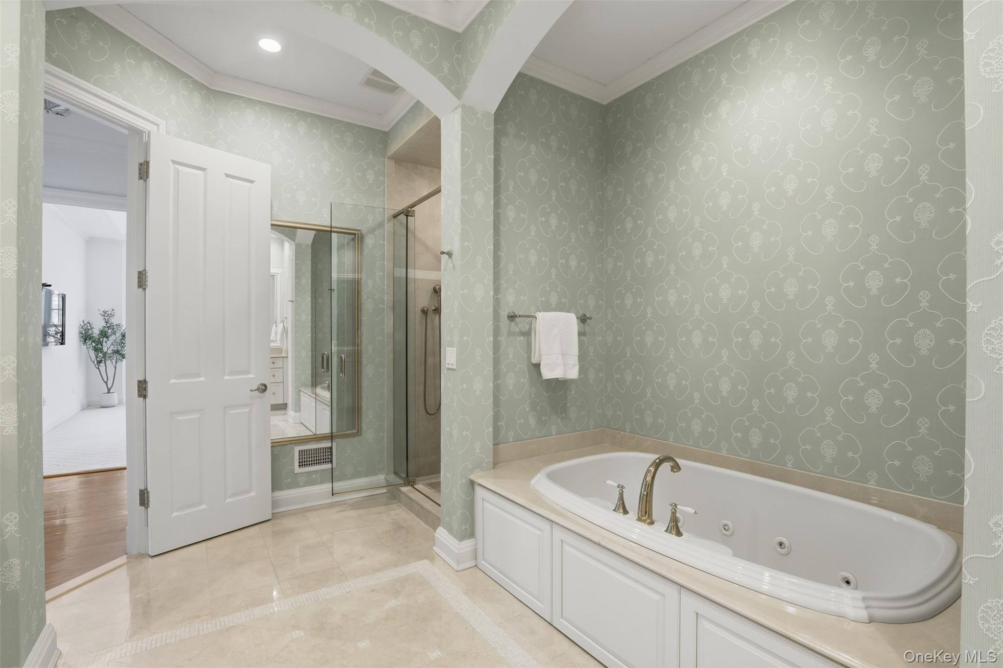 #19 photo, 10 Shadow Tree Lane, Briarcliff Manor , NY 10510