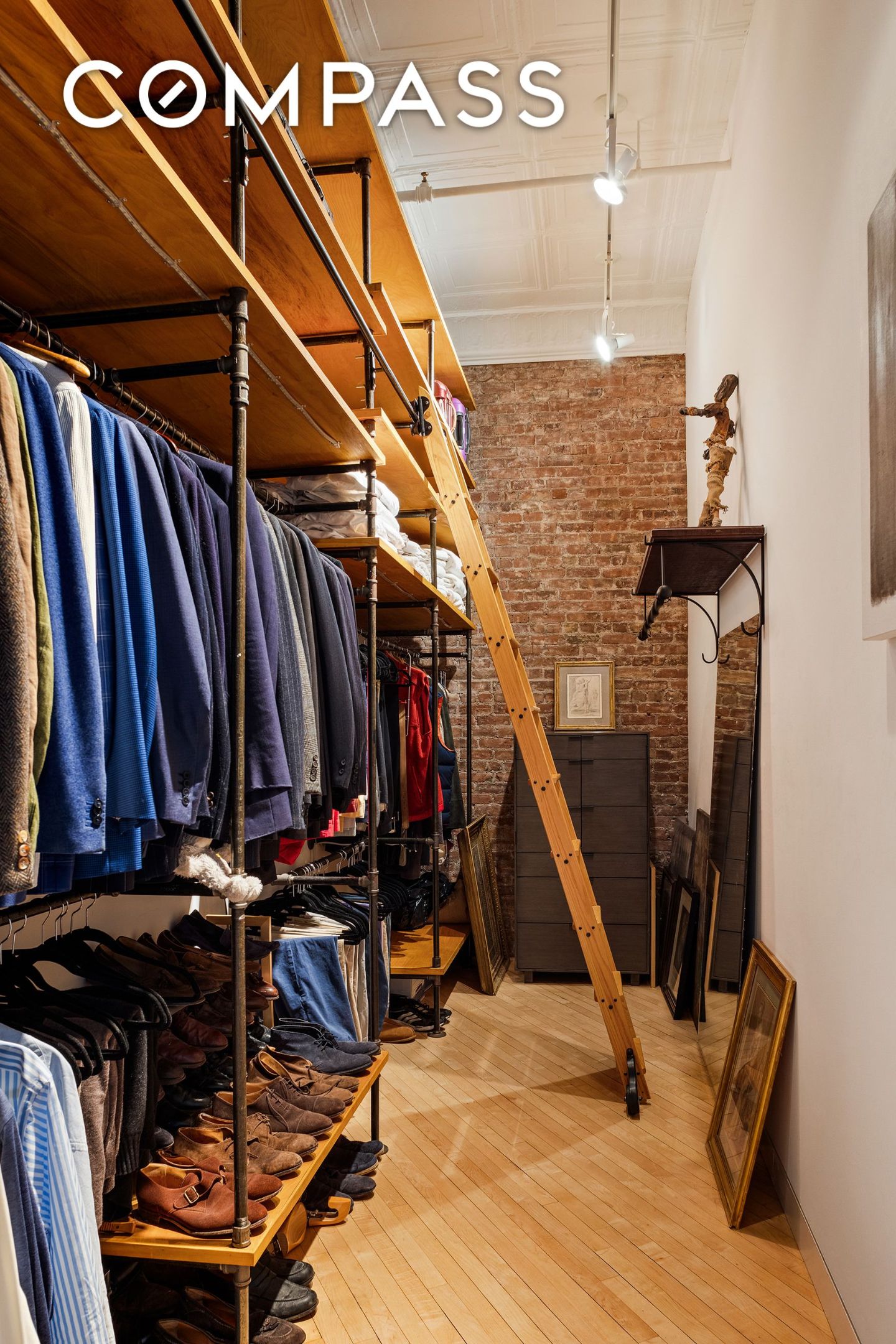 #12 photo, 100 Grand Street, SoHo , NY 10013