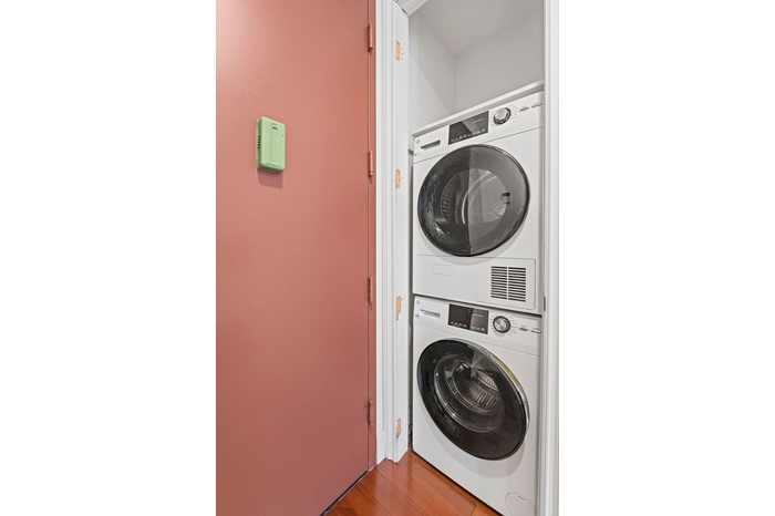 #10 photo, Long Island City, कुईंस Long Island City , NY 11101