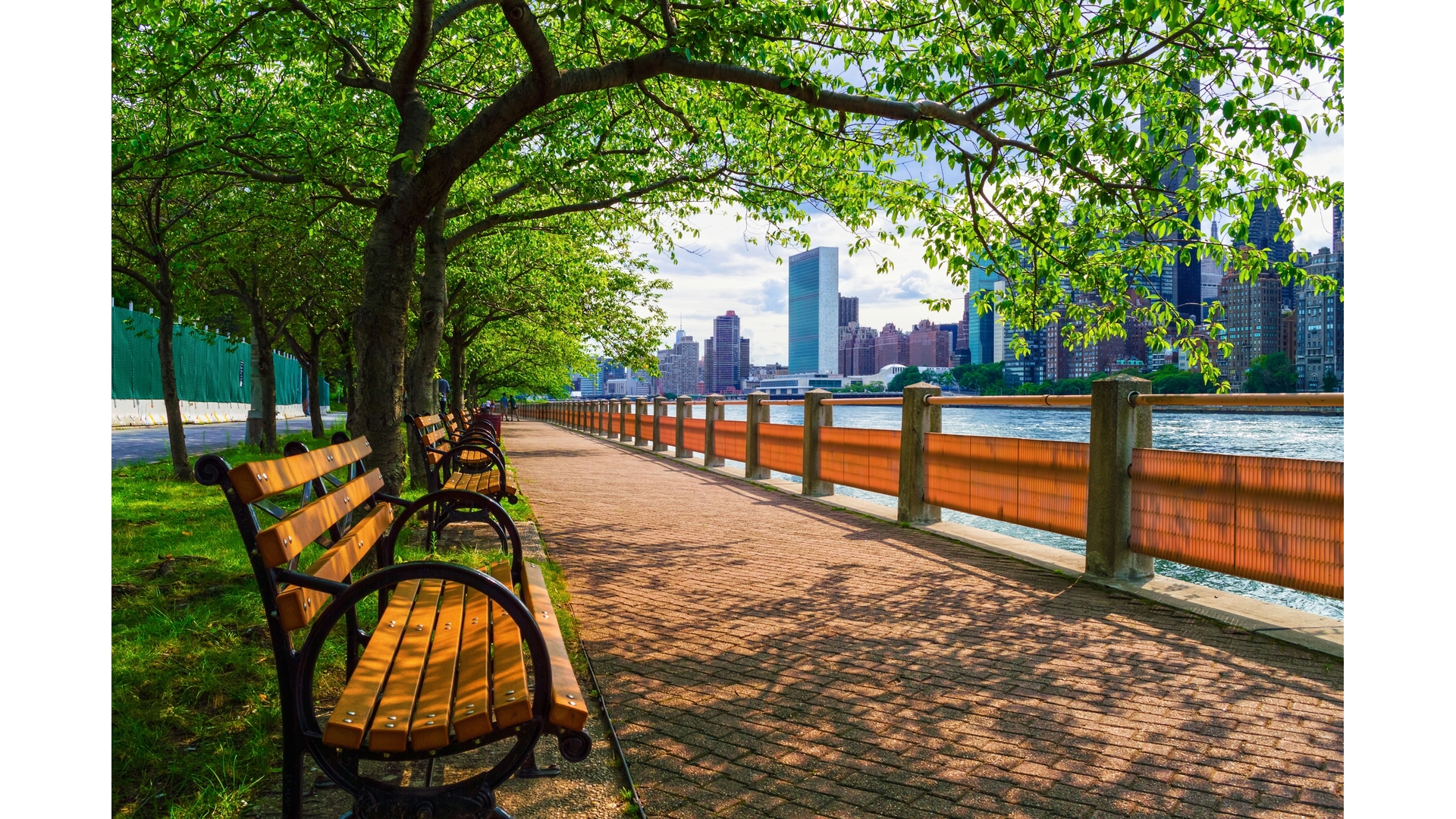 #13 photo, 455 MAIN Street, Roosevelt Island , NY 10044