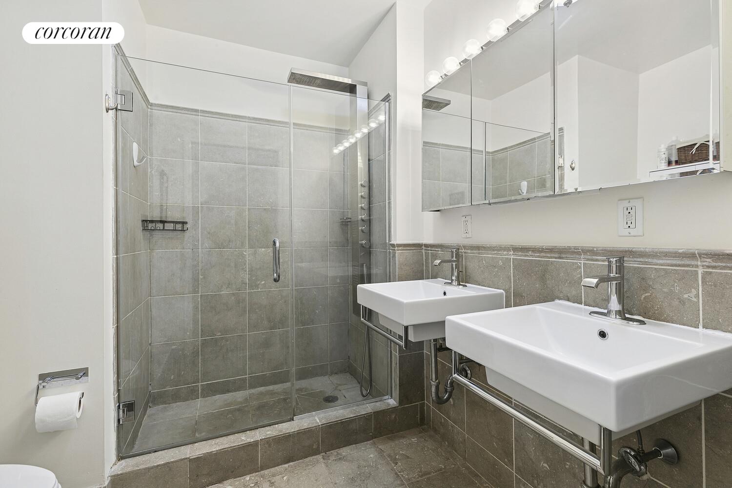 #8 photo, 11 W 131ST Street, 曼哈顿 哈莱姆区 Central Harlem , NY 10037