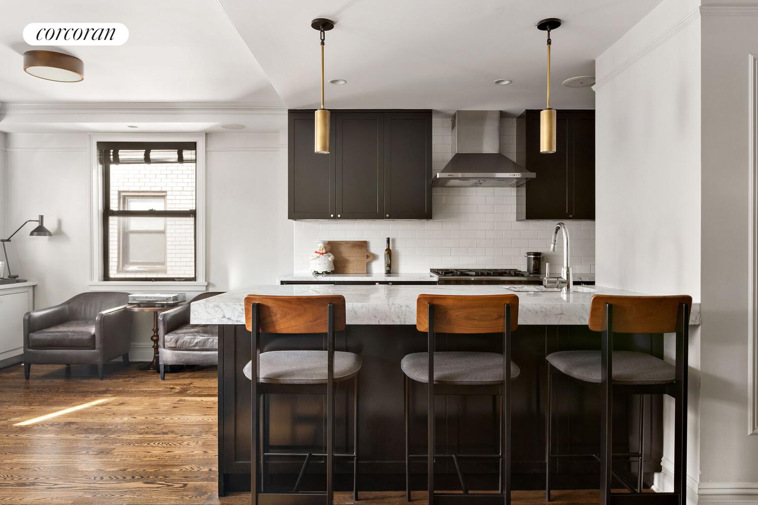 #4 photo, 201 E 21ST Street, Gramercy Park , NY 10010