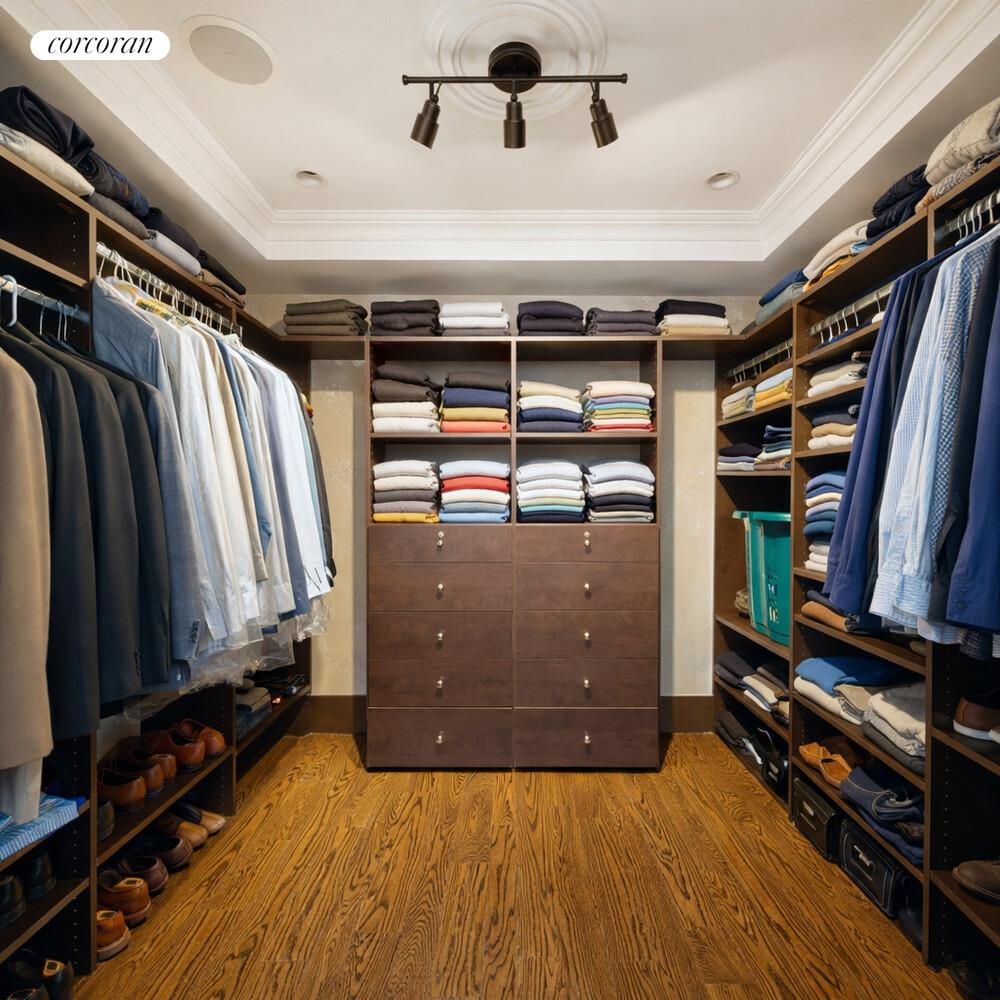 #7 photo, 201 E 21ST Street, Gramercy Park , NY 10010