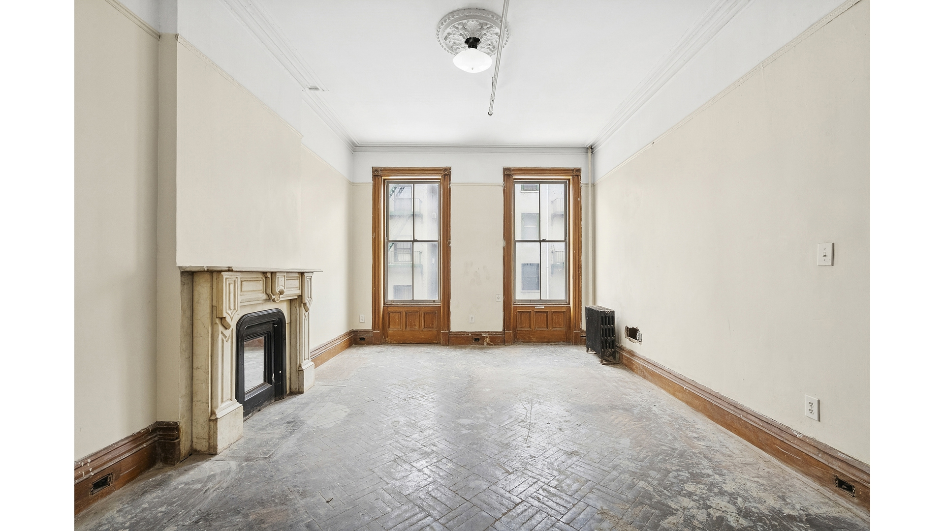 #15 photo, 7 E 124TH Street, South Harlem , NY 10035