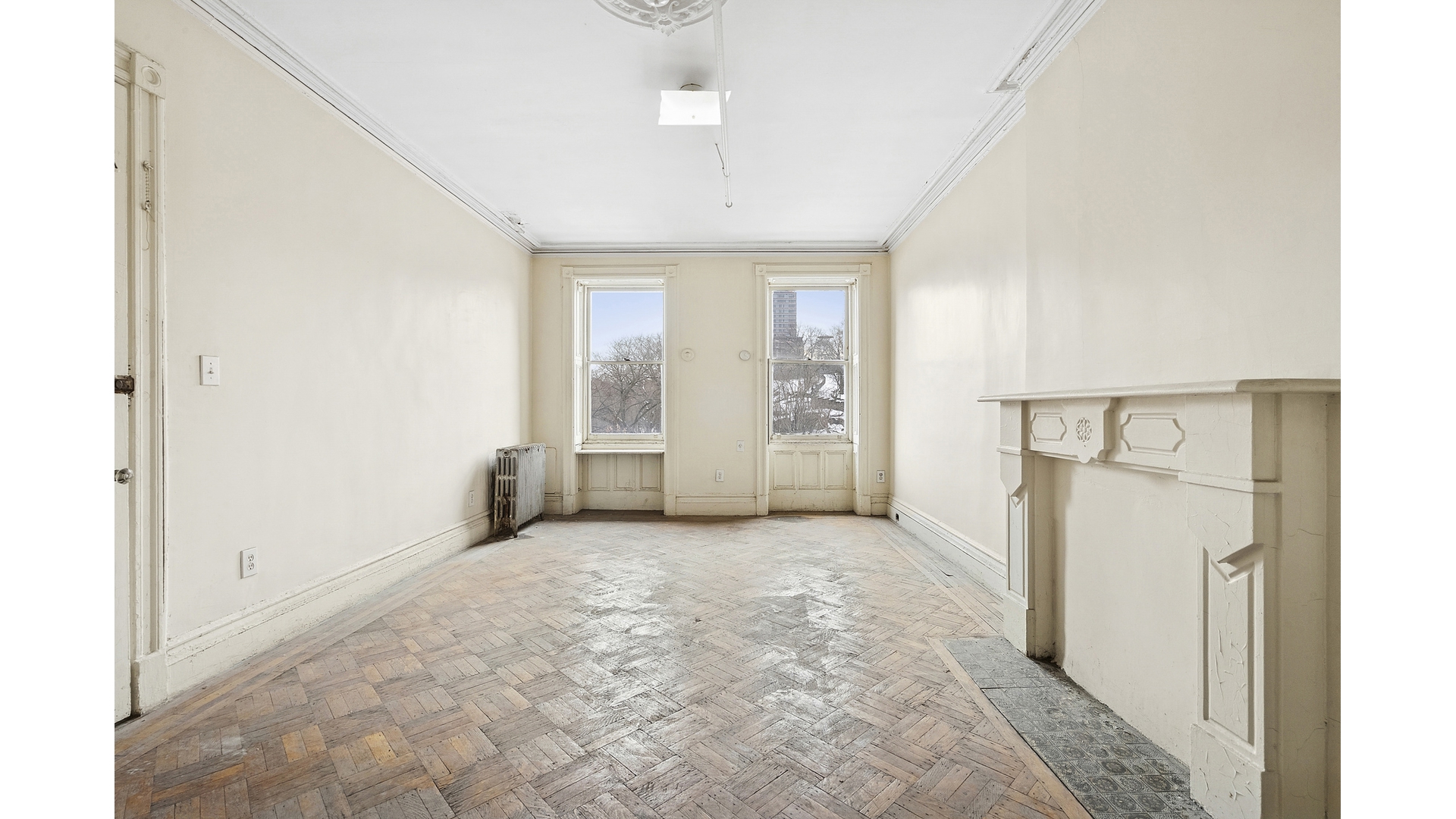 #22 photo, 7 E 124TH Street, South Harlem , NY 10035