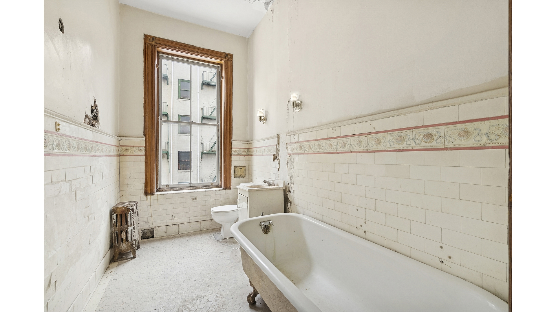 #26 photo, 7 E 124TH Street, South Harlem , NY 10035