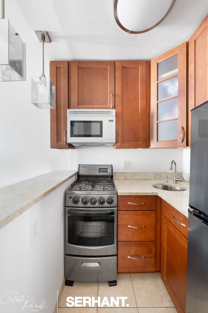 #7 photo, New York City, Lenox Hill , NY 10075