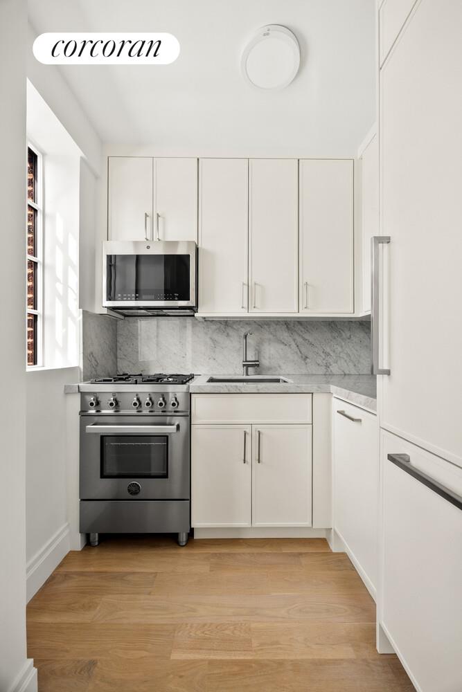 #5 photo, 230 RIVERSIDE Drive, Upper West Side , NY 10025