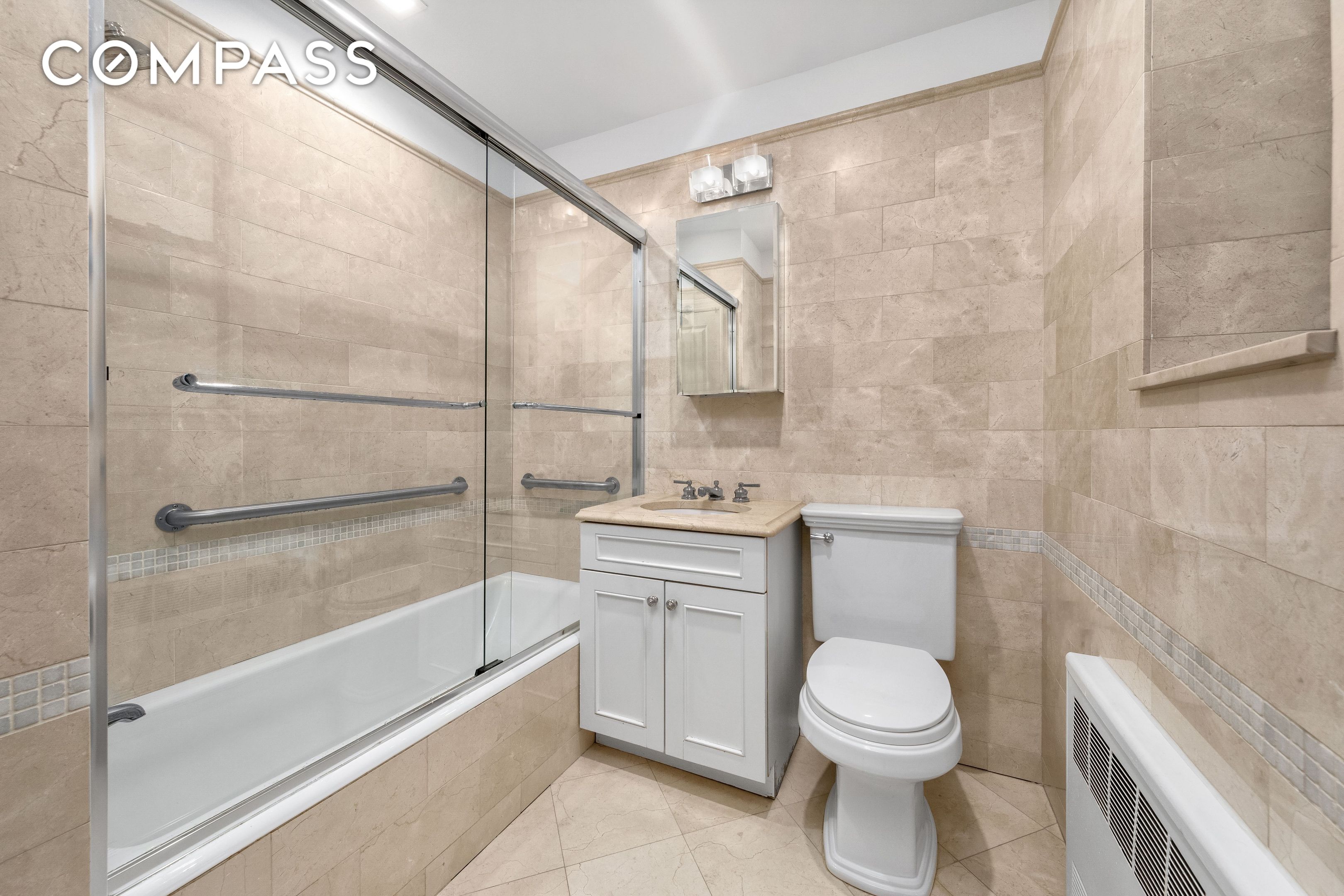 #7 photo, 190 Riverside Drive, Upper West Side , NY 10024