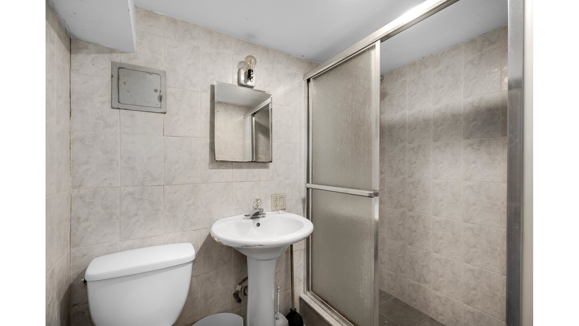 #15 photo, 315 E 28TH Street, Flatbush , NY 11226