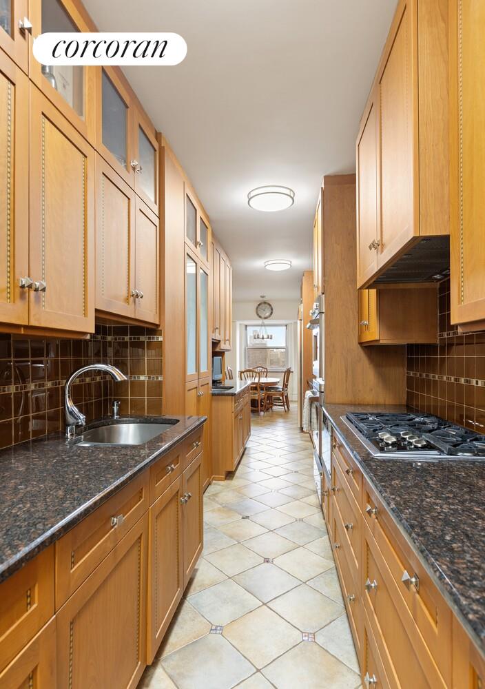 #6 photo, 151 W 86TH Street, Upper West Side , NY 10024