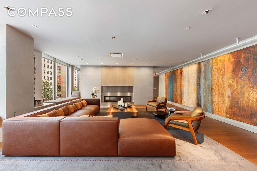 #10 photo, 360 E 89th Street, Upper East Side , NY 10128