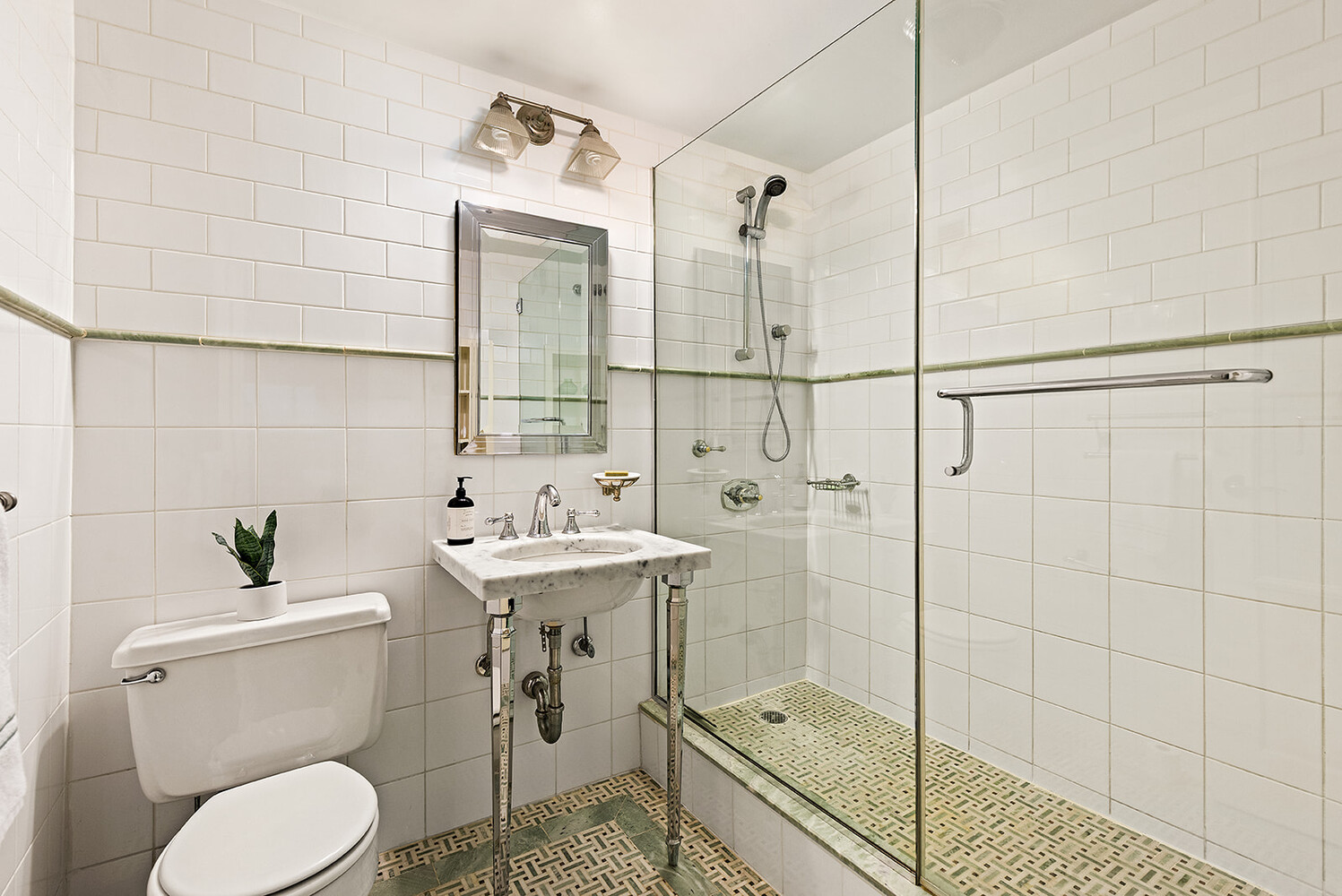 #8 photo, 28 OLD FULTON Street, Бруклин ‖ Brooklyn Heights , NY 11201