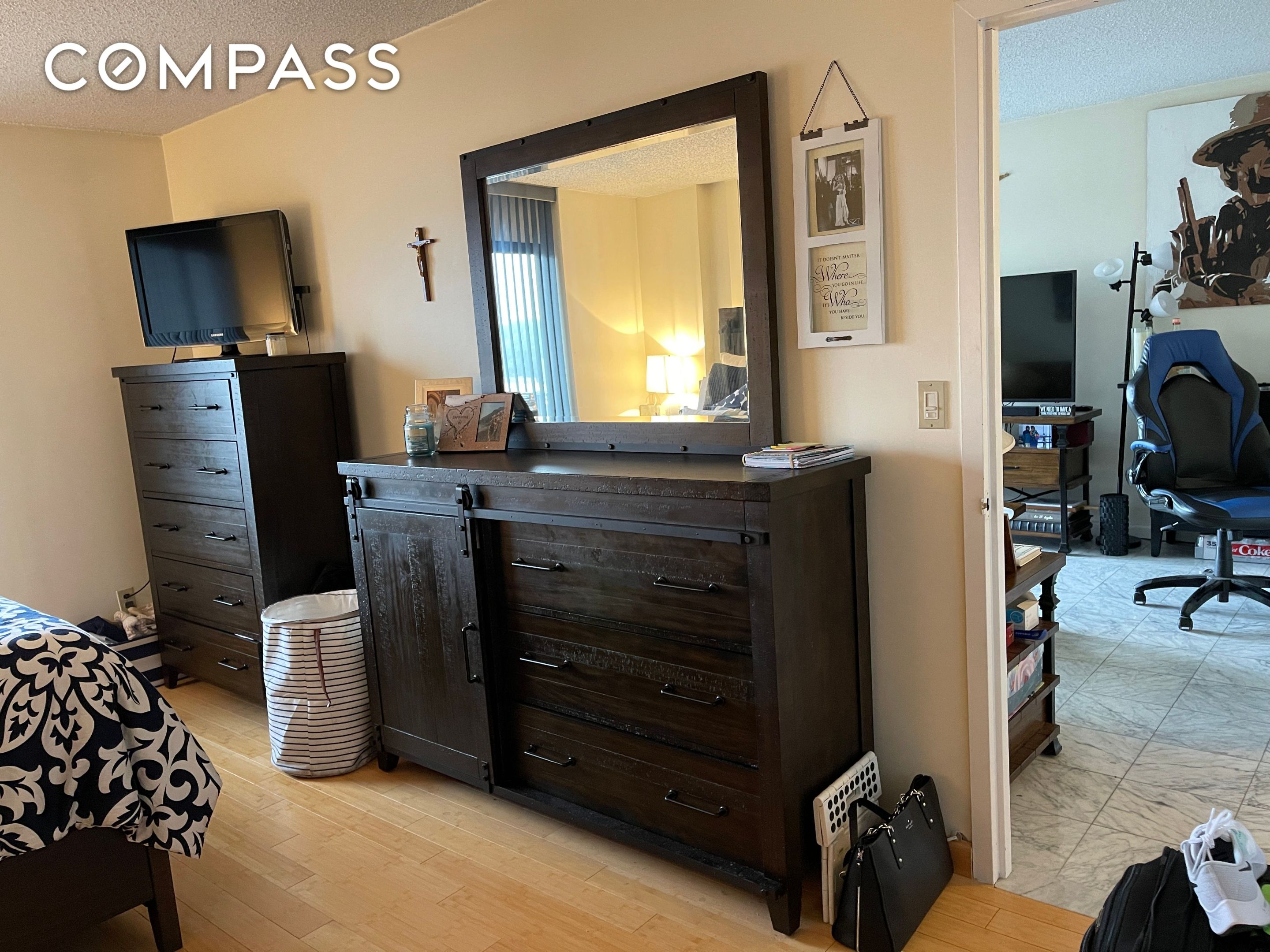 #9 photo, Astoria, Куинс ‖ Astoria , NY 11102