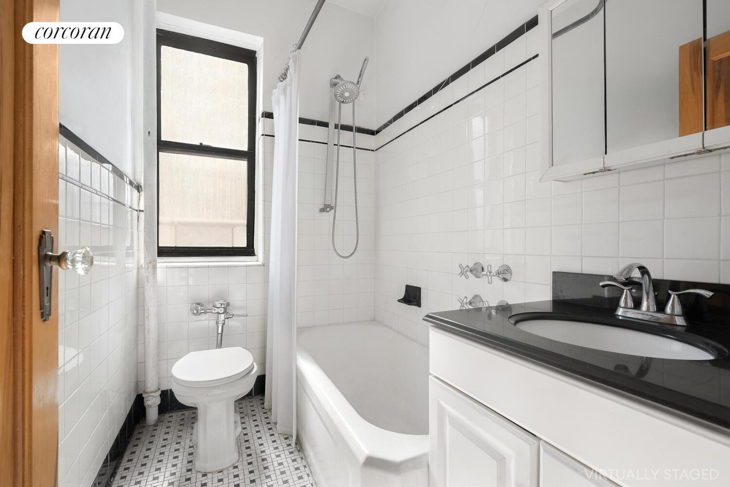 #7 photo, 854 W 181ST Street, Hudson Heights , NY 10033