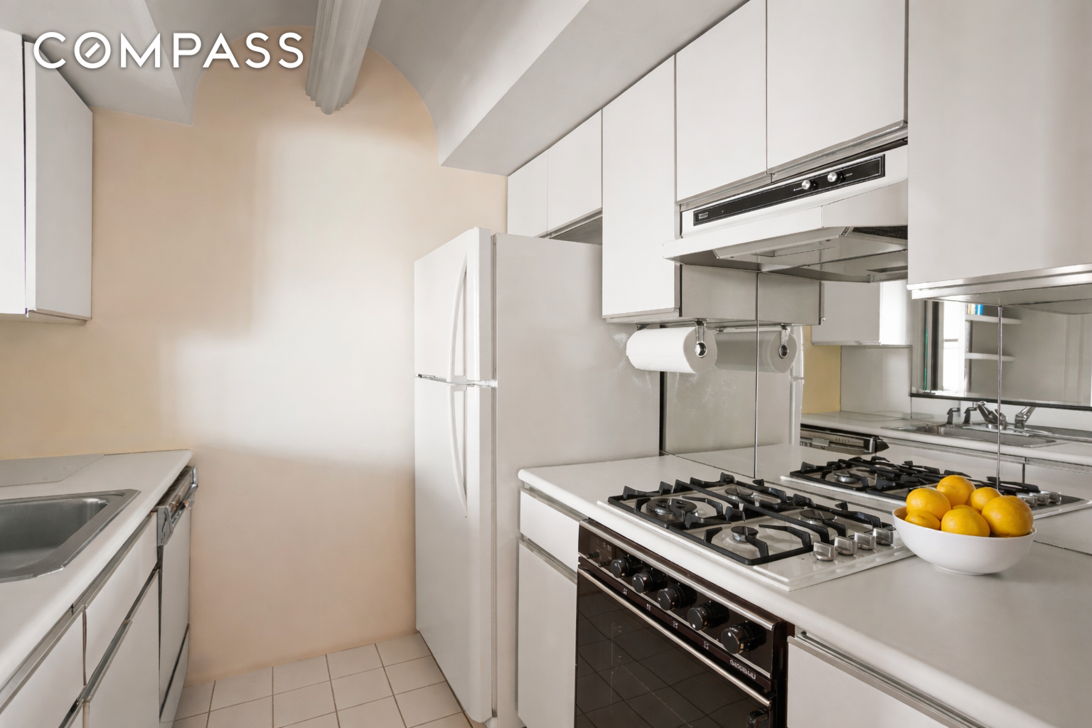 #5 photo, 58 W 58th Street, मैनहटन Midtown , NY 10019