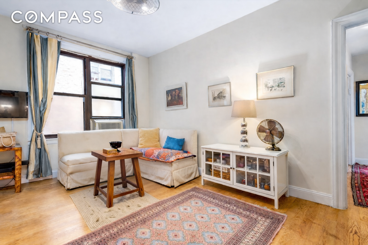#3 photo, 345 E 77th Street, Upper East Side , NY 10075