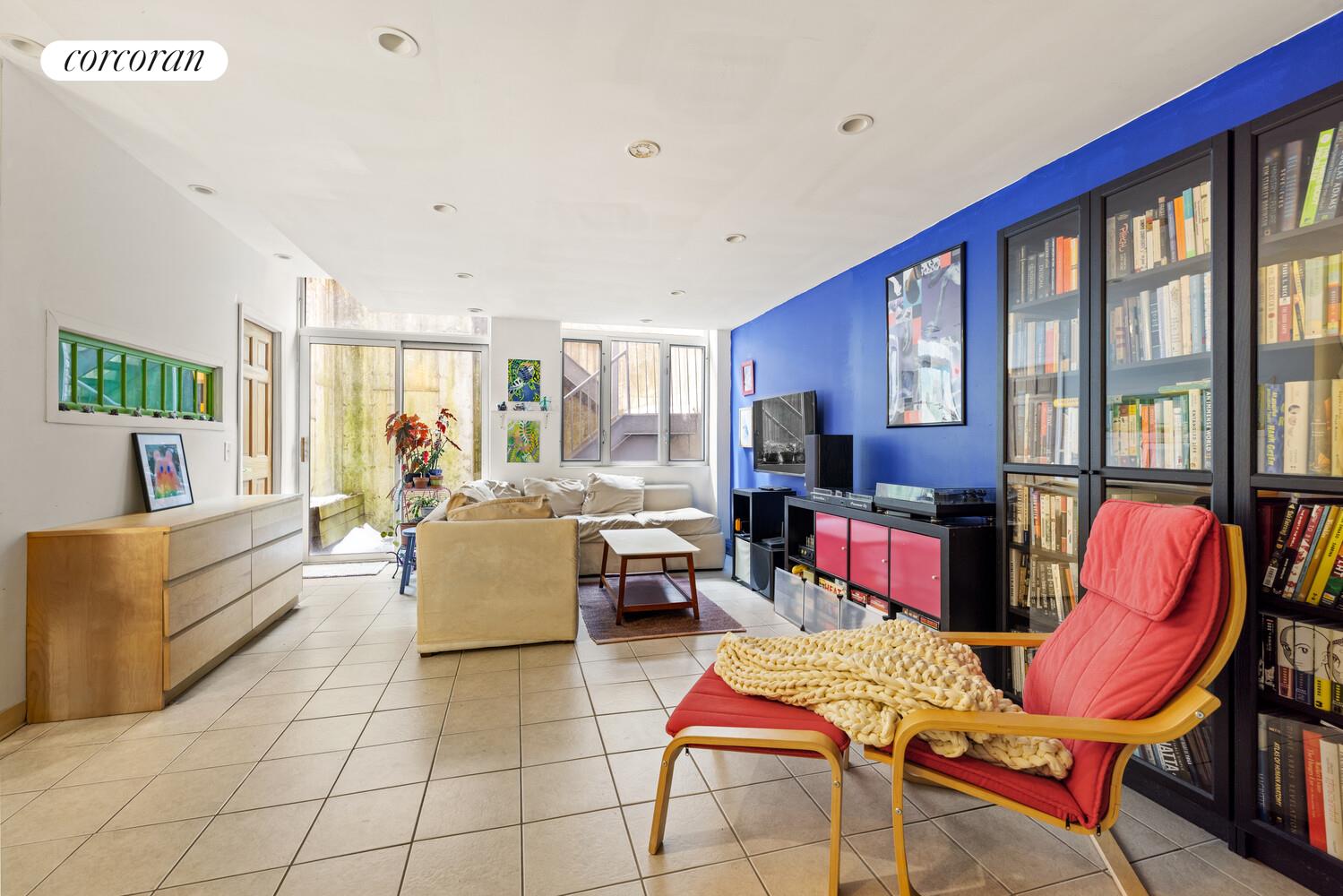 #14 photo, 914 PACIFIC Street, 布鲁克林 Crown Heights , NY 11238