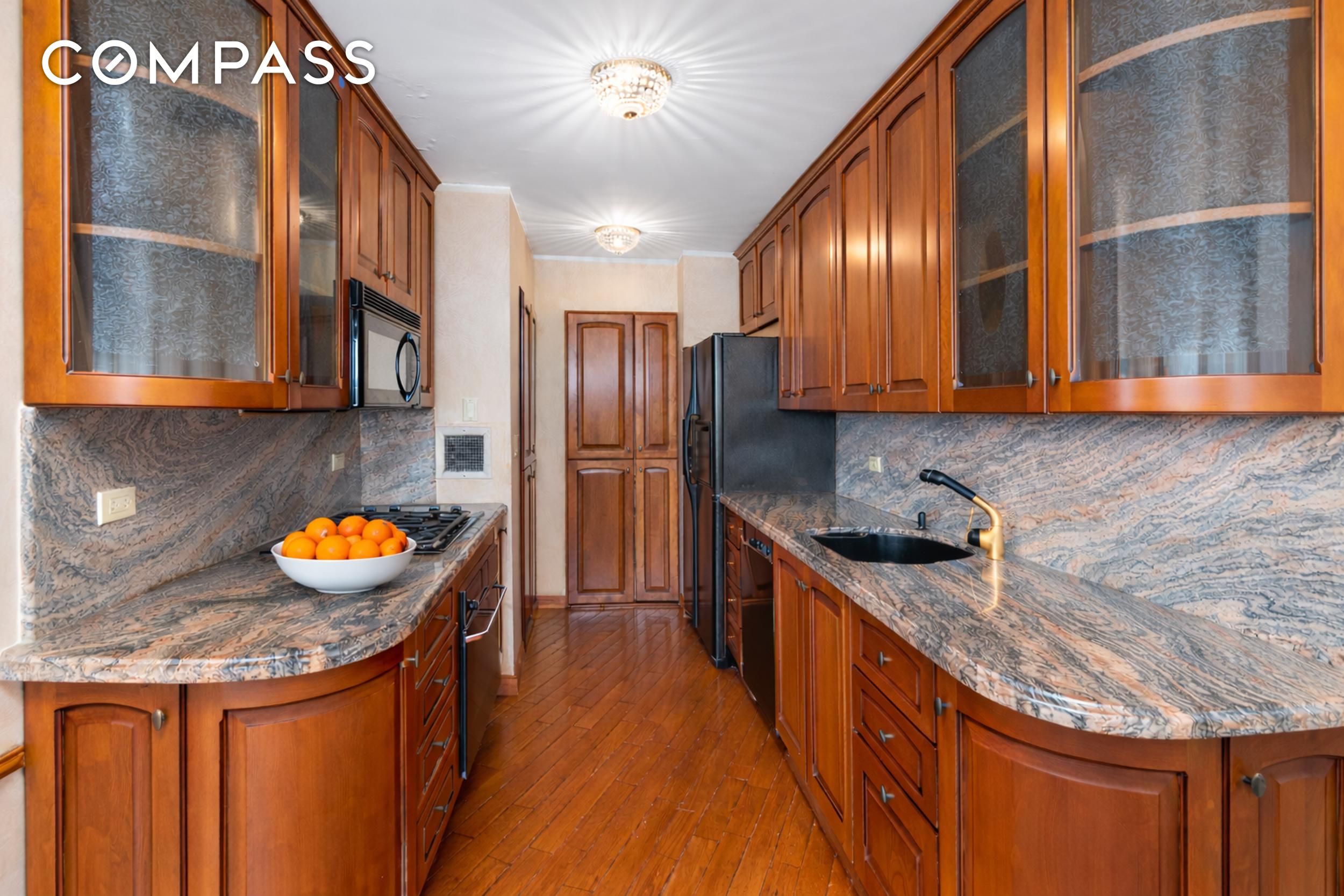 #8 photo, 112-01 Queens Boulevard, Forest Hills , NY 11375