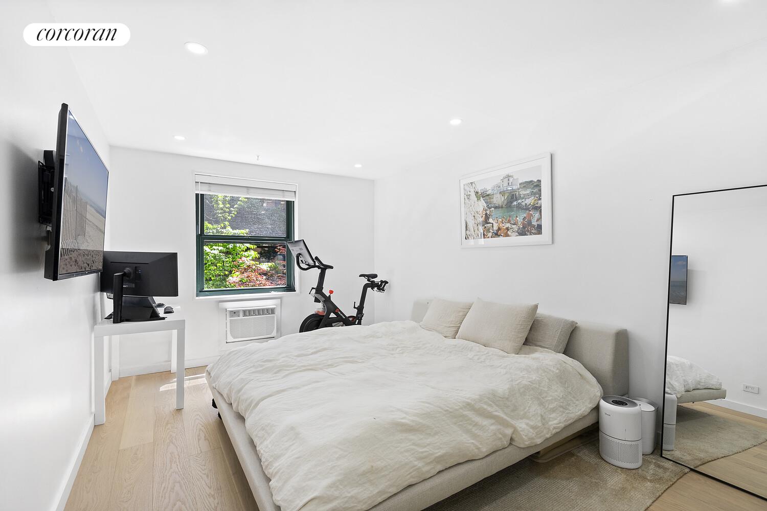 #7 photo, 626 WASHINGTON Street, West Village , NY 10014