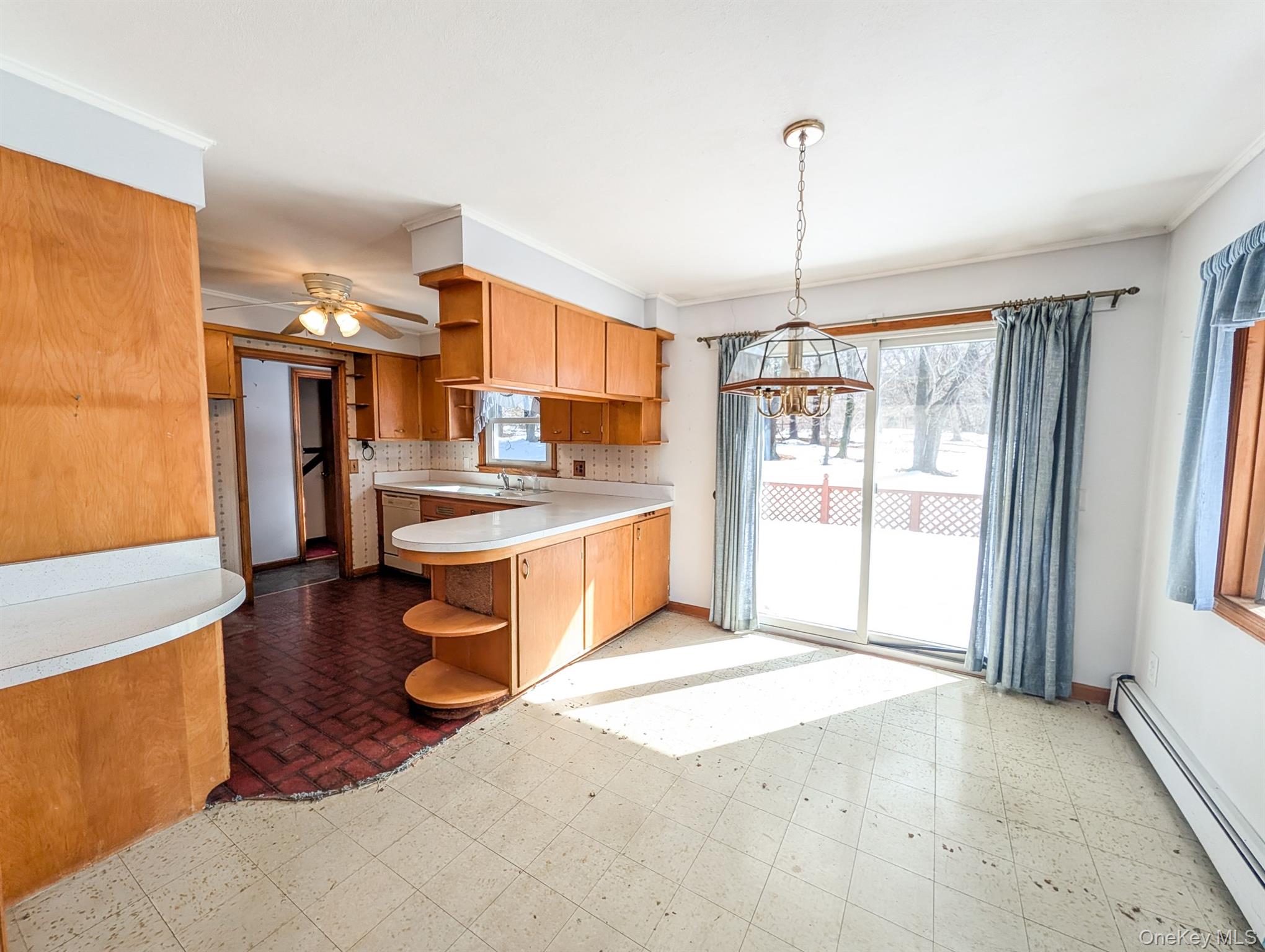 #6 photo, 5180 Sound Avenue, Mattituck , NY 11952