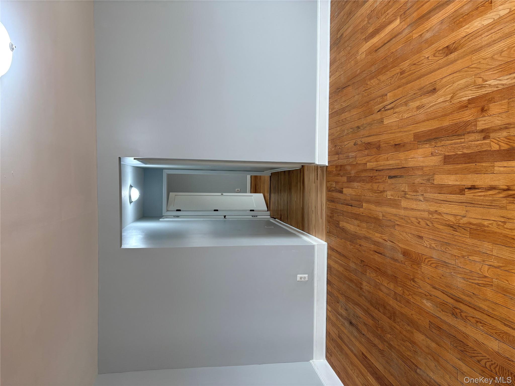 #20 photo, 68 Fir Street, Valley Stream , NY 11580