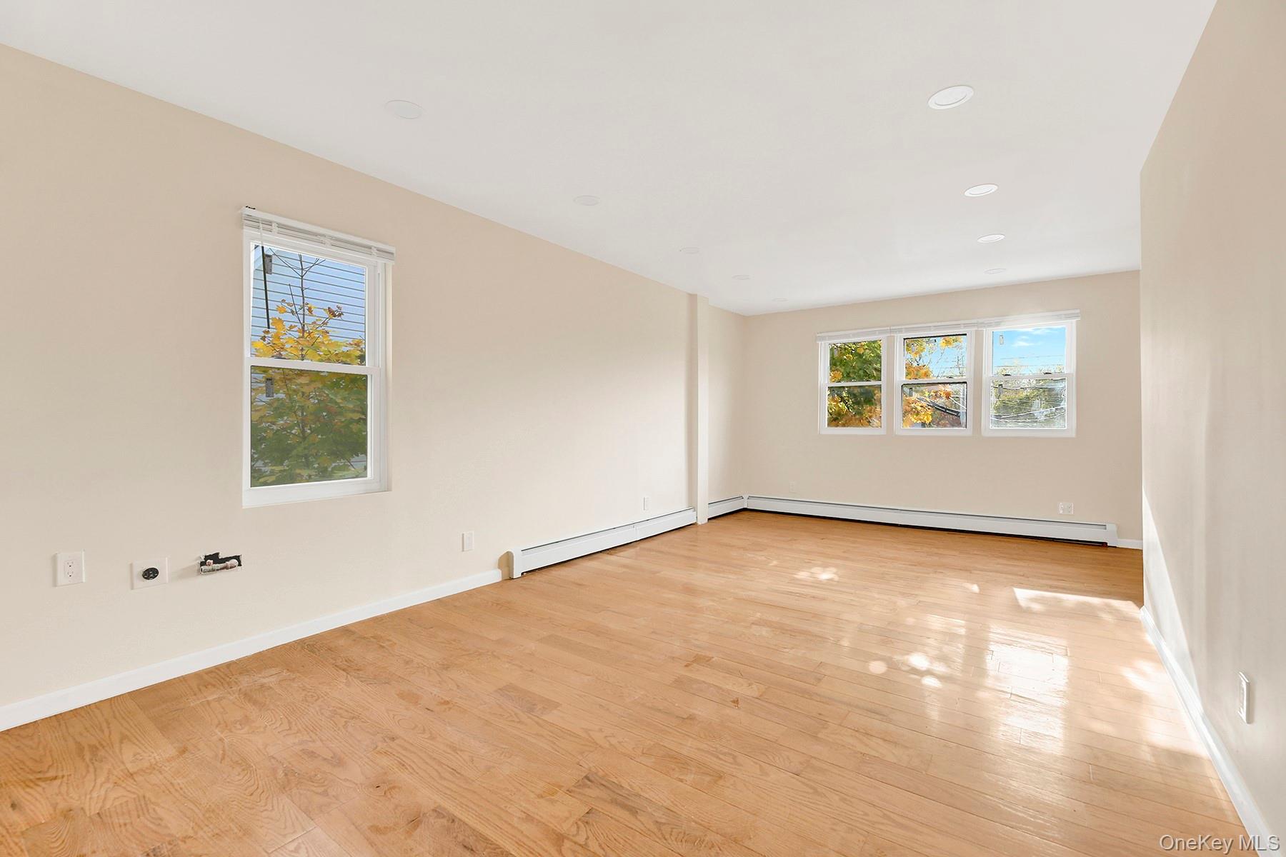 #2 photo, 18805 Liberty Avenue, Saint Albans , NY 11412