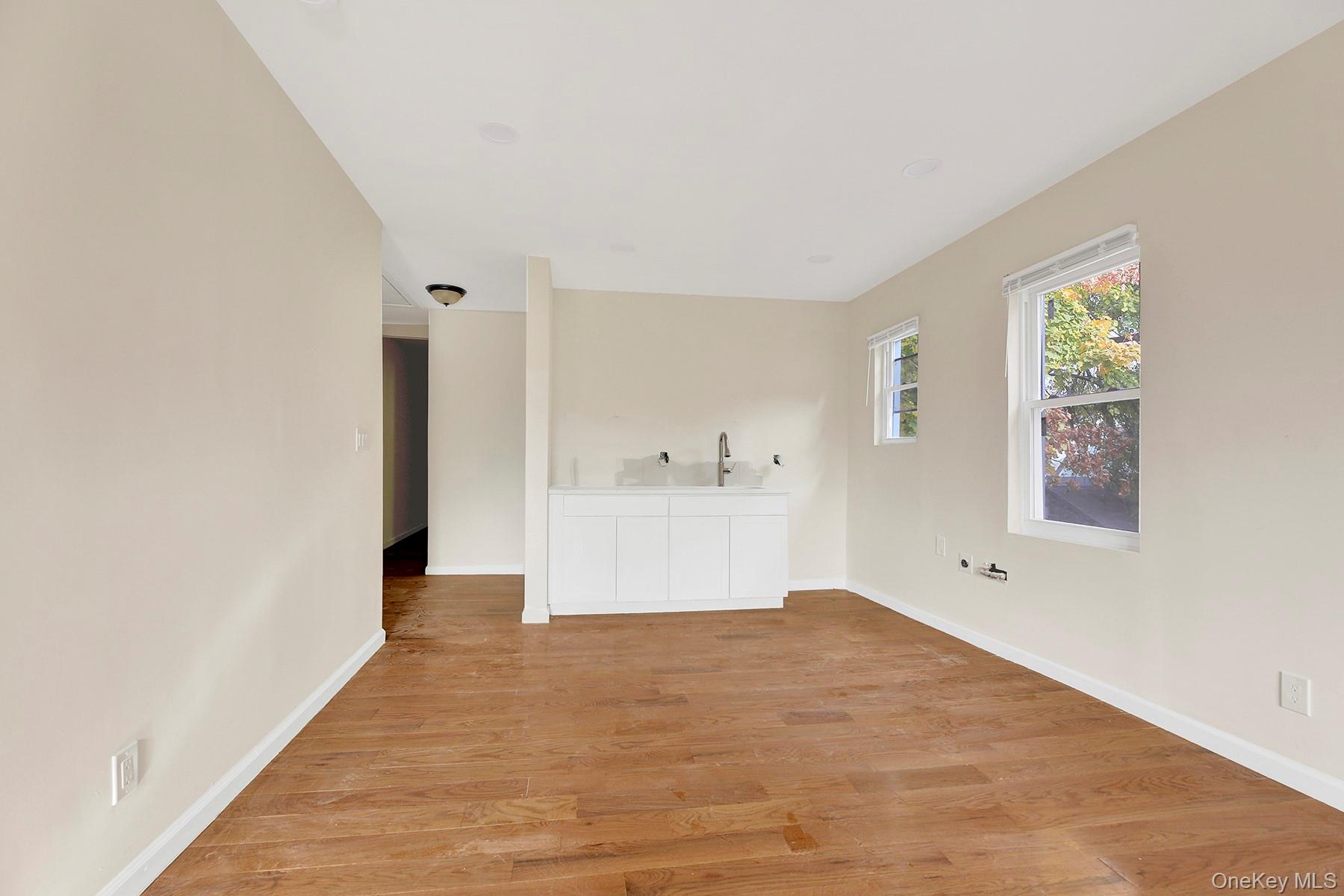 #3 photo, 18805 Liberty Avenue, Saint Albans , NY 11412