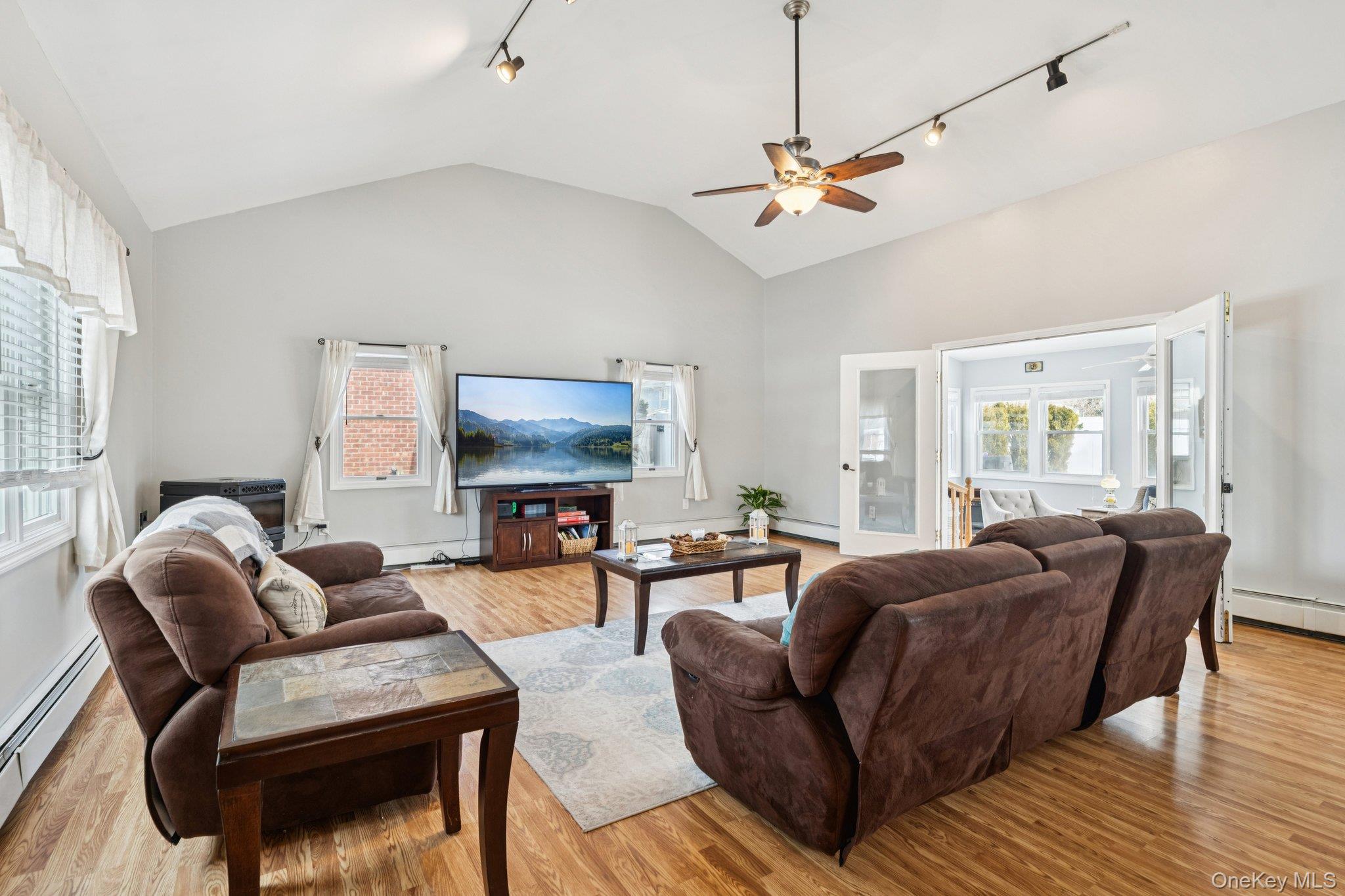 #4 photo, 24 Rocco Drive, East Northport , NY 11731