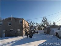 #16 photo, 102 Old Farm Road, מחוז נסאו Levittown , NY 11756