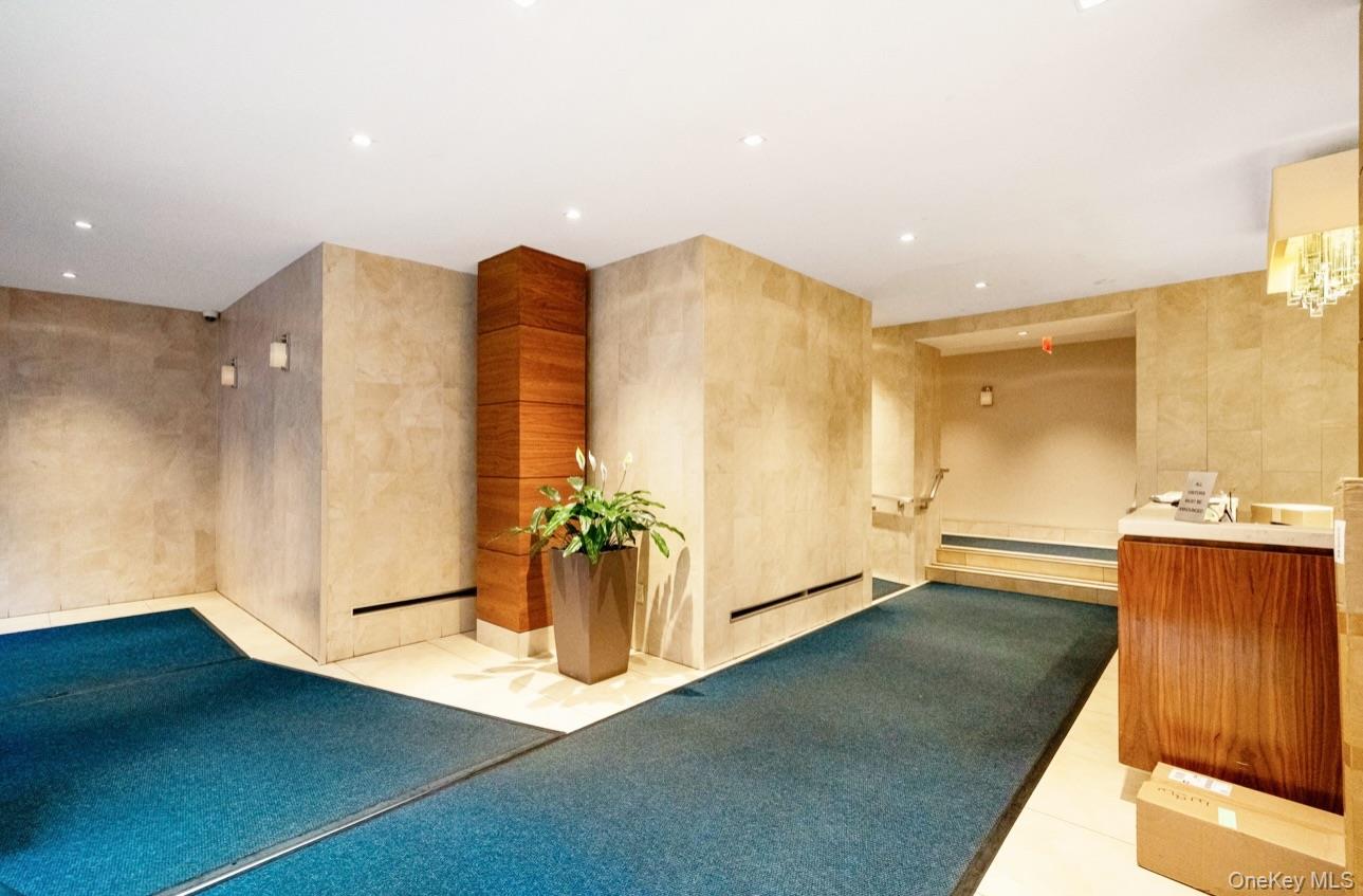 #1 photo, 420 E 64th Street, New York (Manhattan) , NY 10065